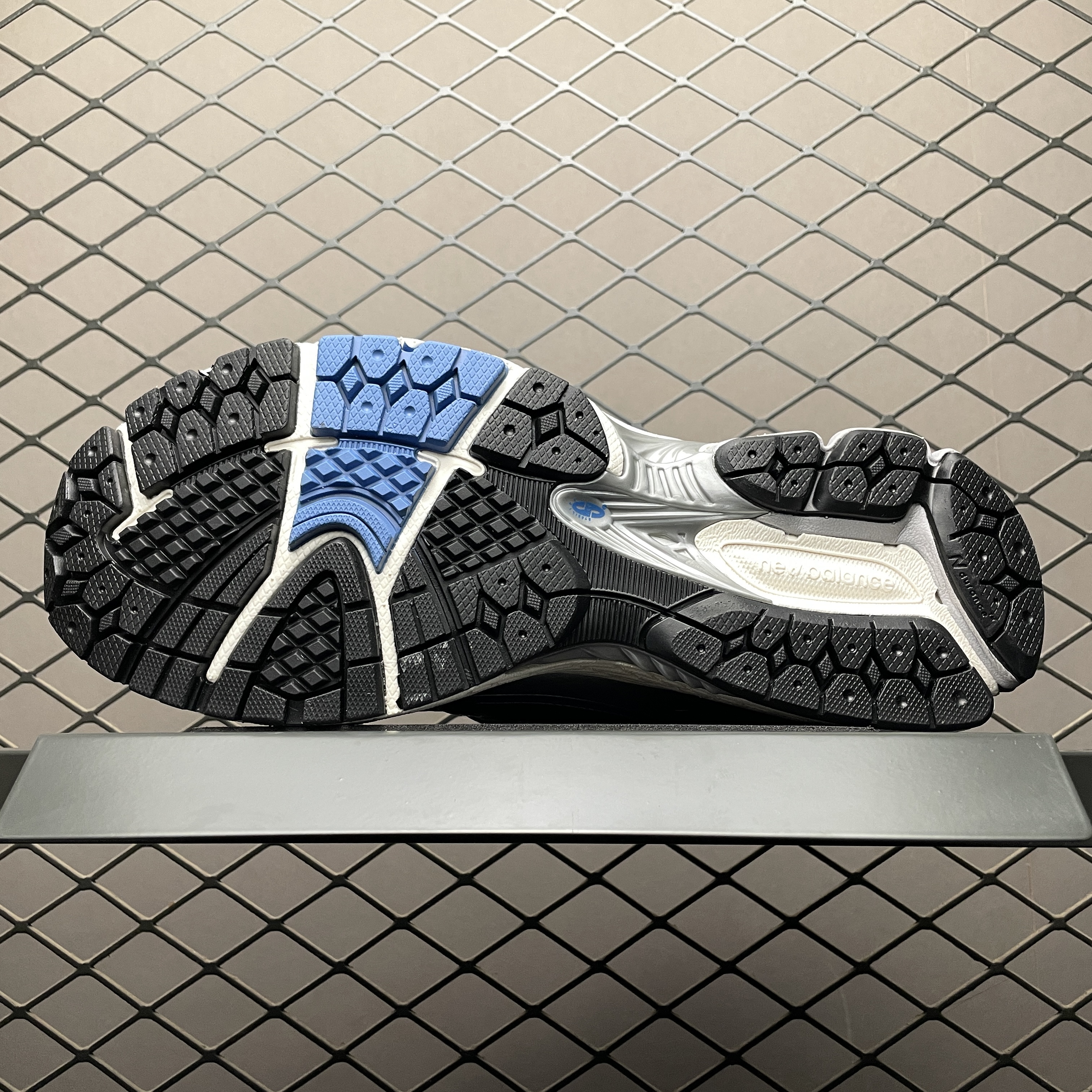 New Balance 1906R "Silver/Blue" (M1906REB）