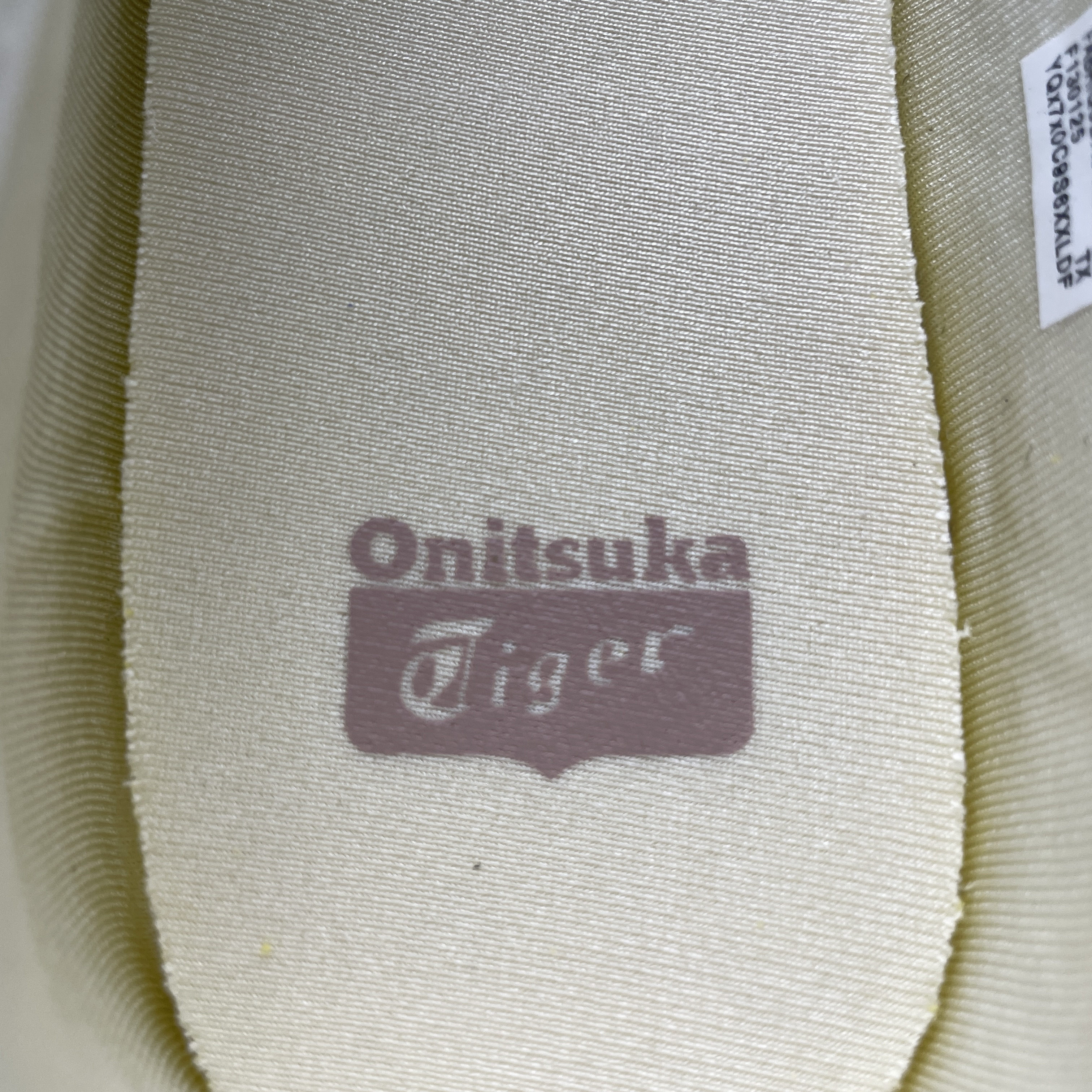 Onitsuka Tiger Women's Mexico 66 TGRS "Ivory/Cream"（ 1182A660-752）