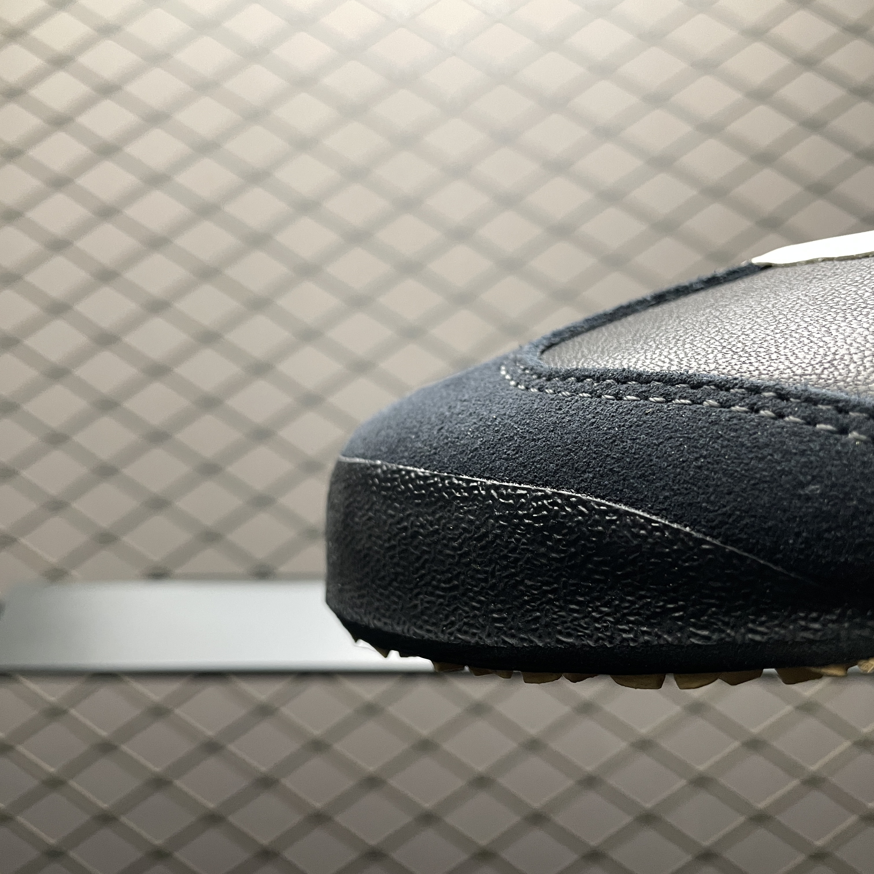 Onitsuka Tiger Women's Mexico 66 TGRS "Black/Cream"（1182A678-001）