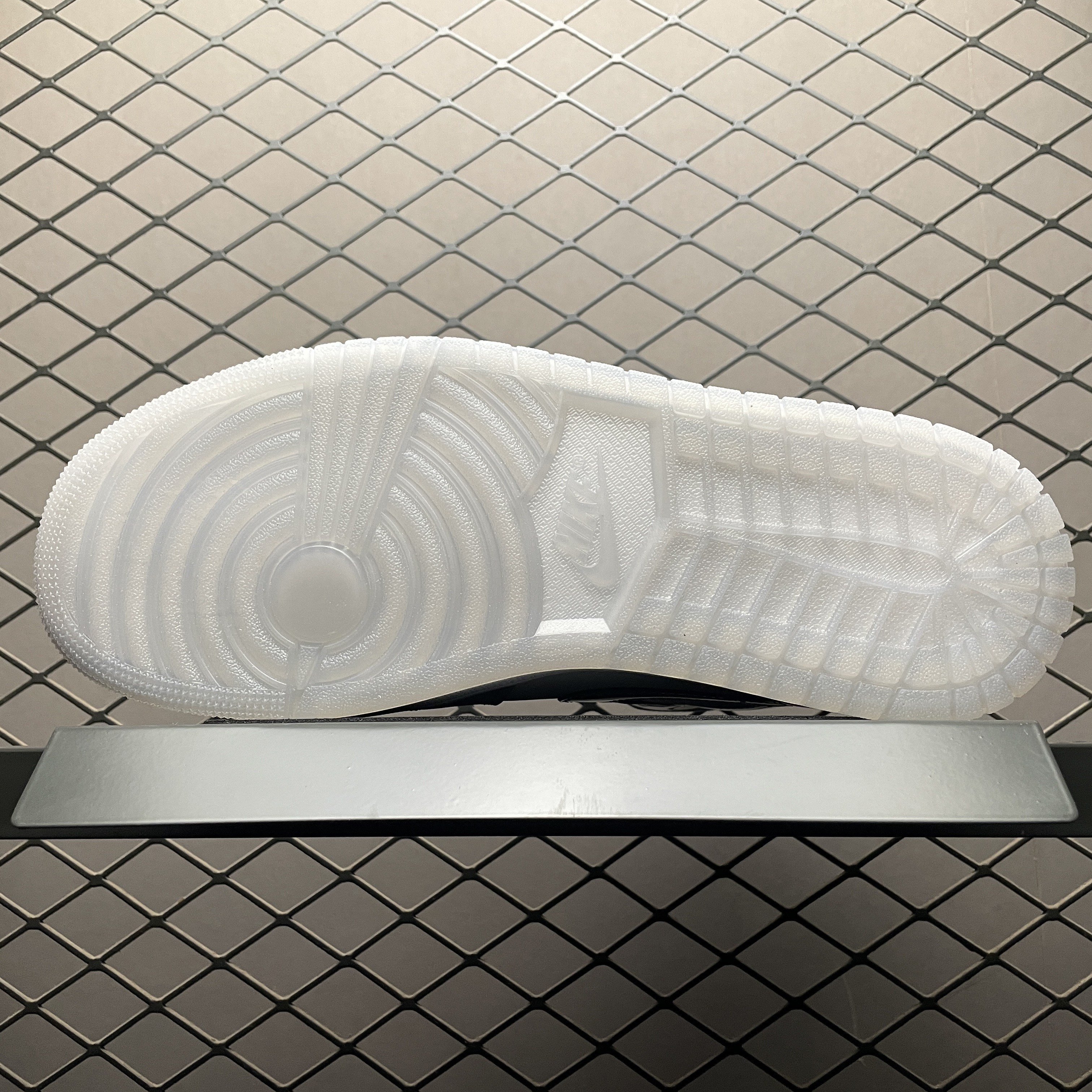 Nike Air Jordan 1 Mid SE "Cool Grey"  (HF3216-100)