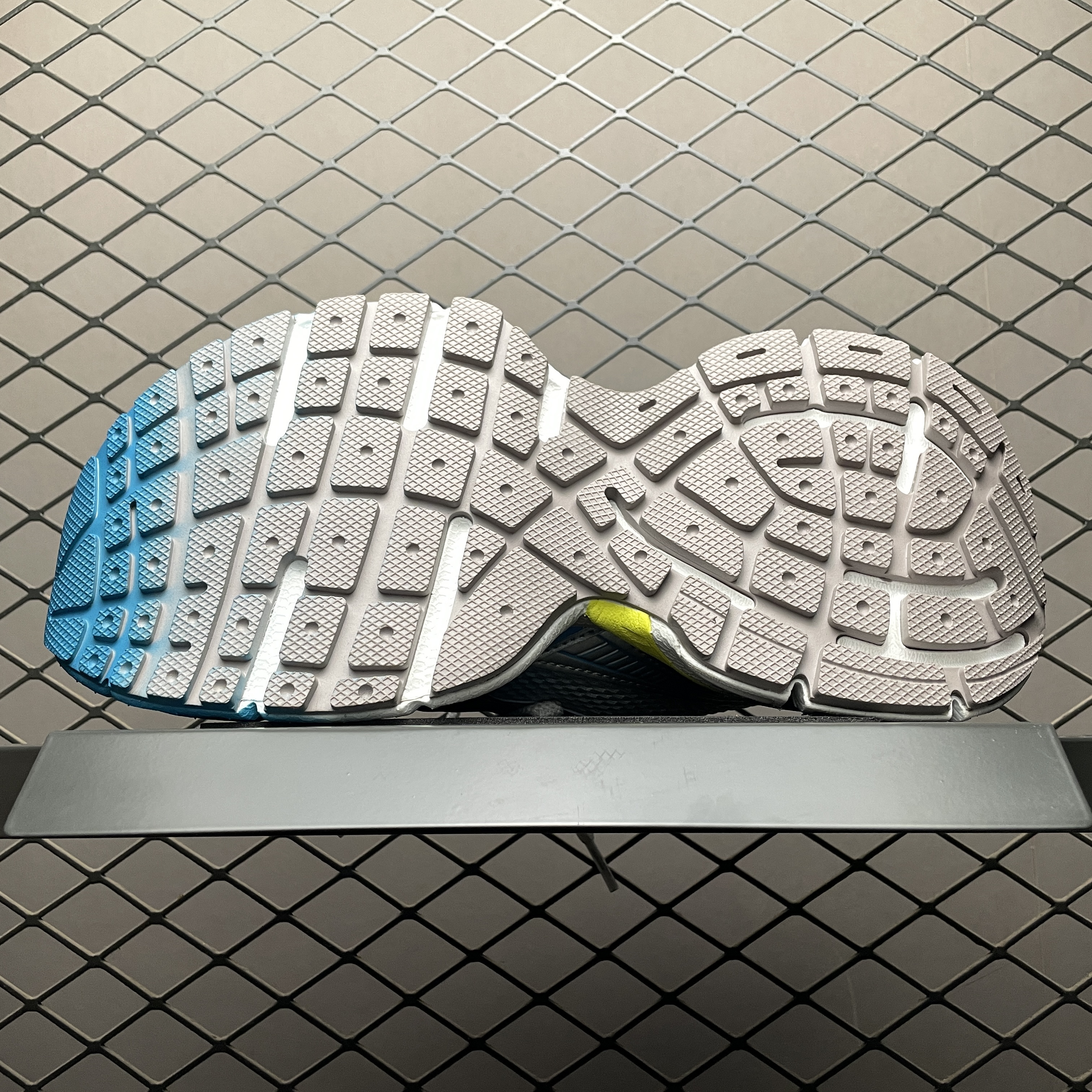 BALENCIAGA Men's 3xl Toe Spray Sneakers（734734W3XTS9479）