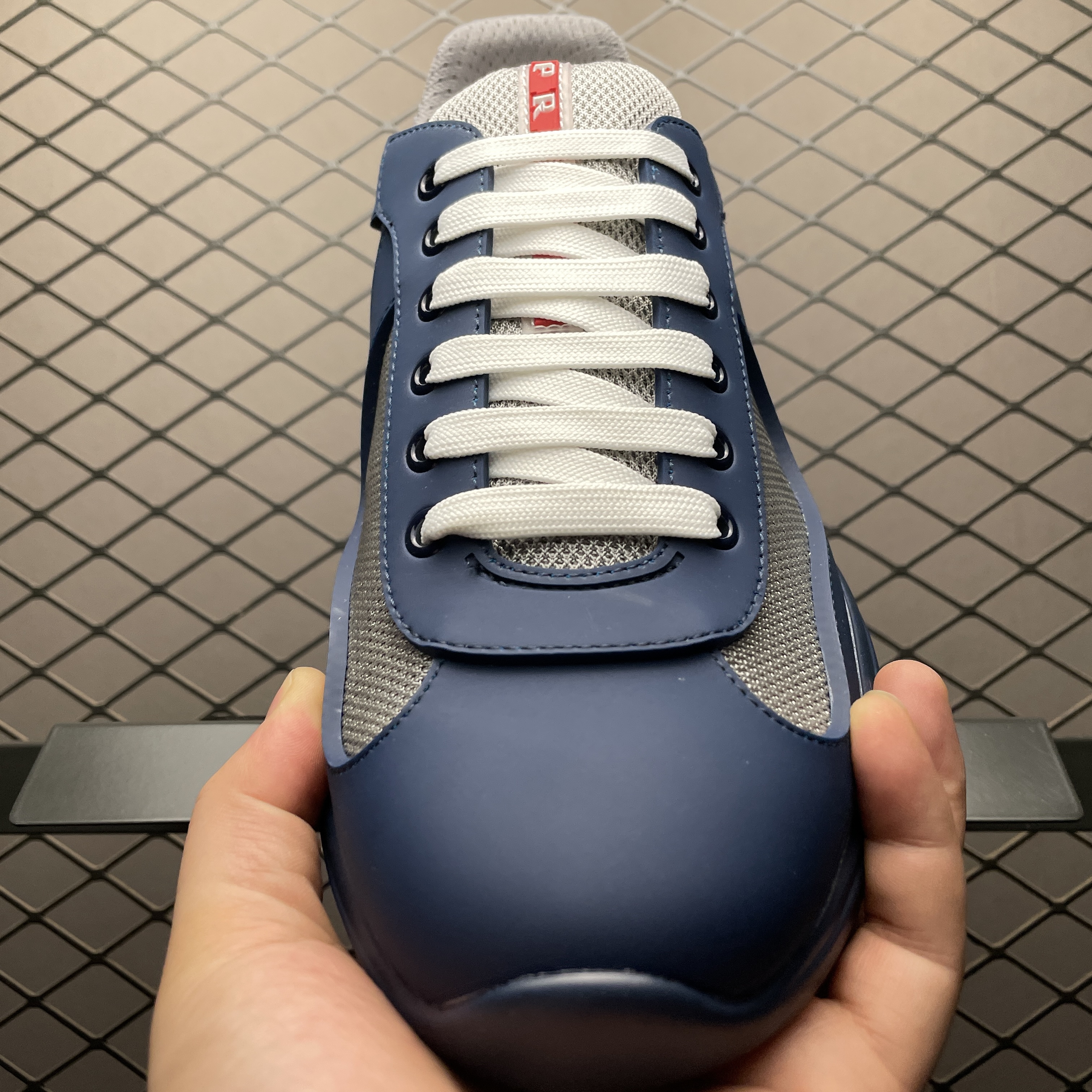 Prada America's Cup Soft rubber and bike fabric sneakers（4E6500_3LLJ_F0V41_F_025）