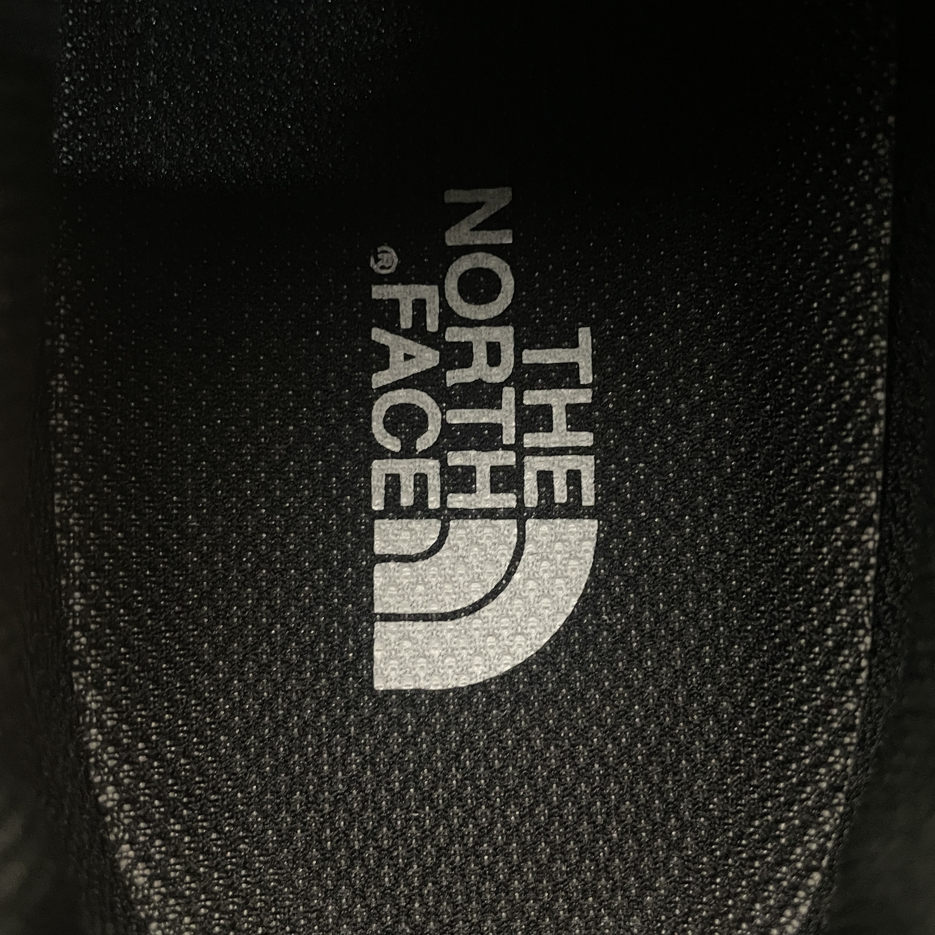 The North Face Glenclyffe Low White Dune / Anthracite (NF0A817B-CO0)