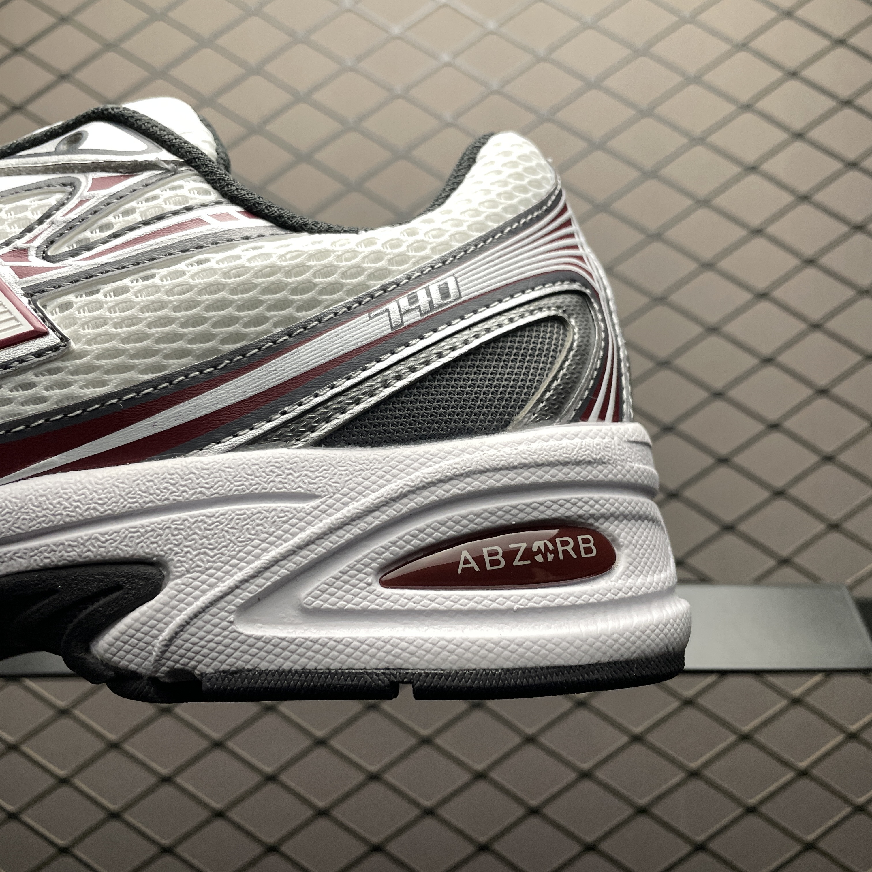 New Balance 740 "Mercury Red/White/Castlerock" (U740RD2）