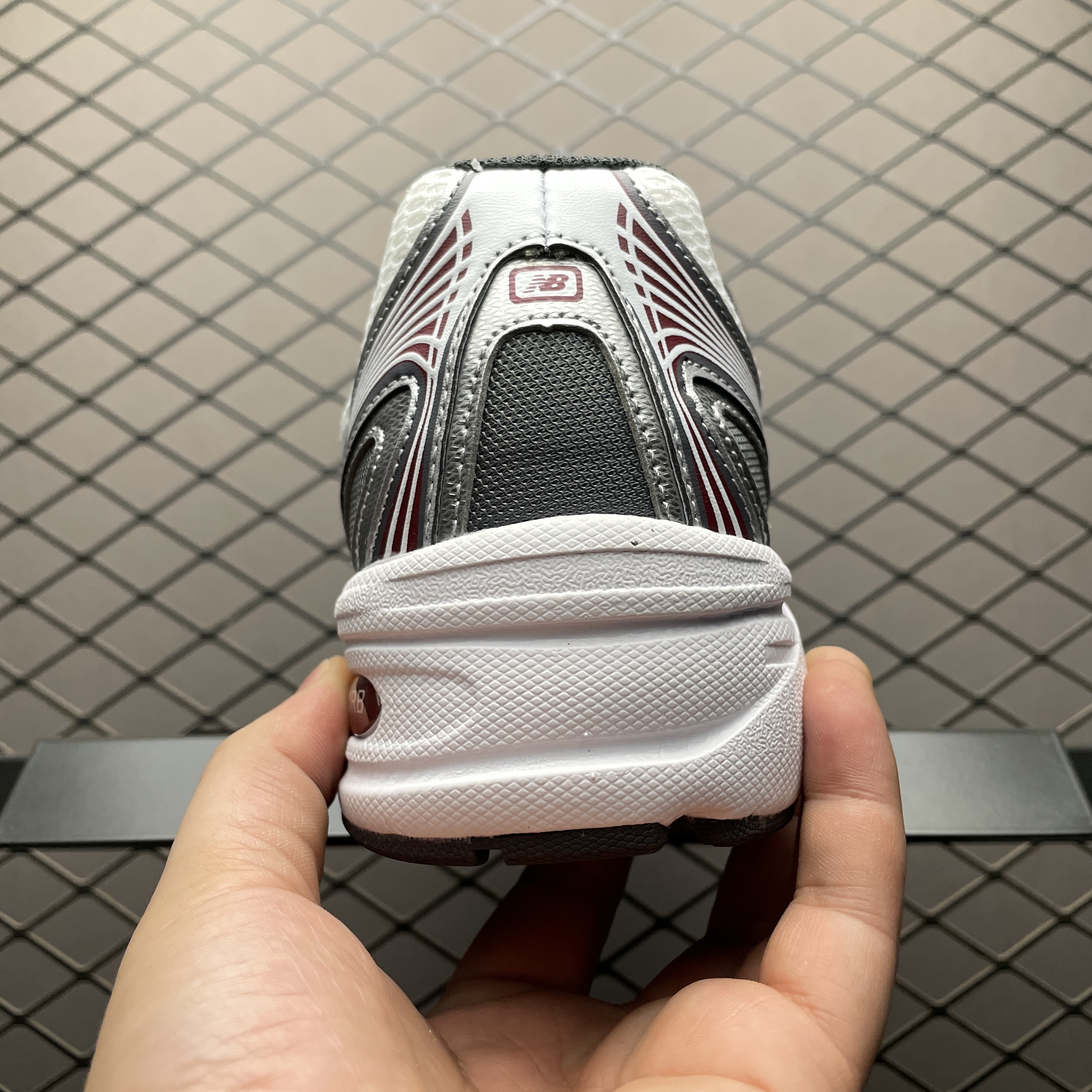 New Balance 740 "Mercury Red/White/Castlerock" (U740RD2）