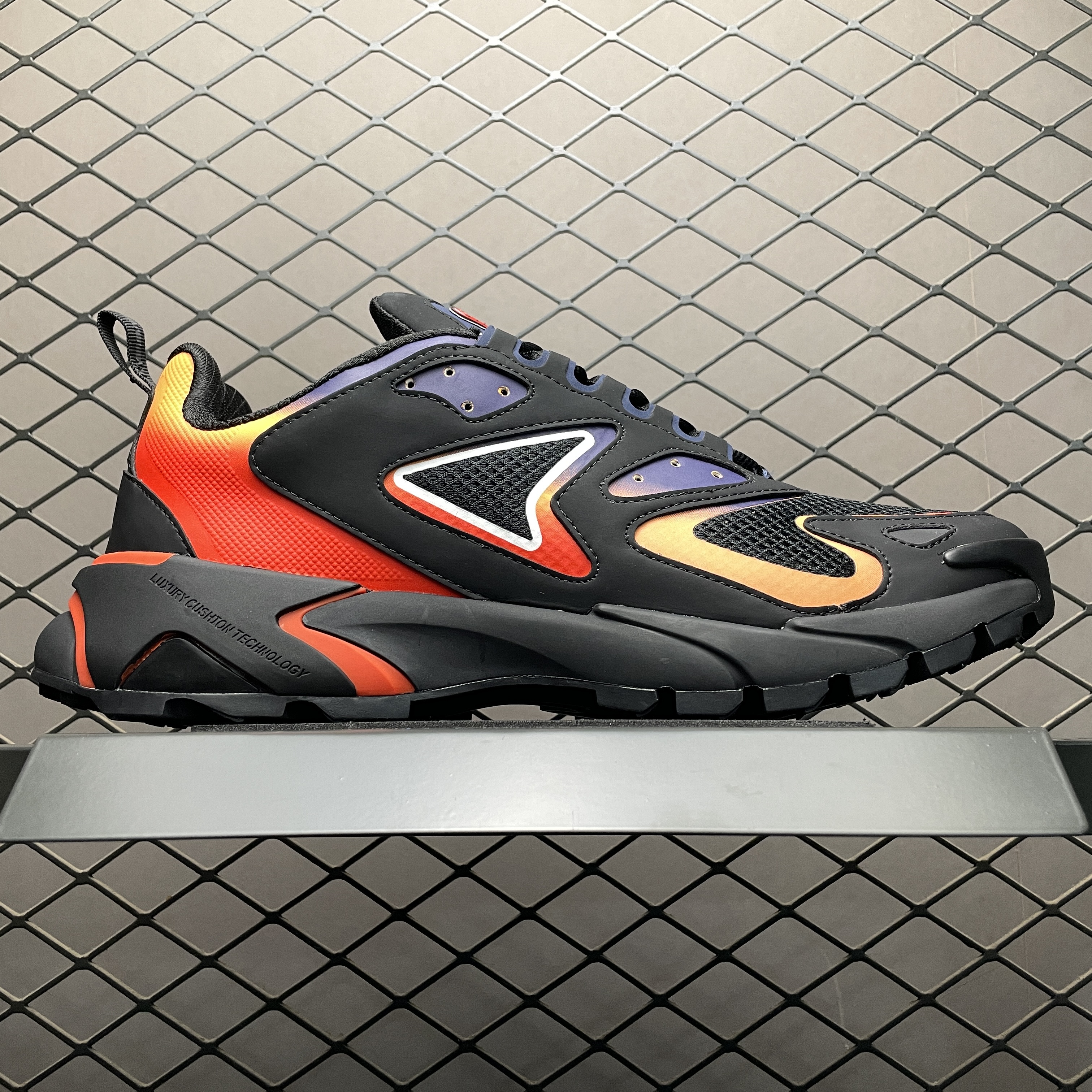 Louis Vuitton Runner Tatic sneakers, monogram（1ABFQS）