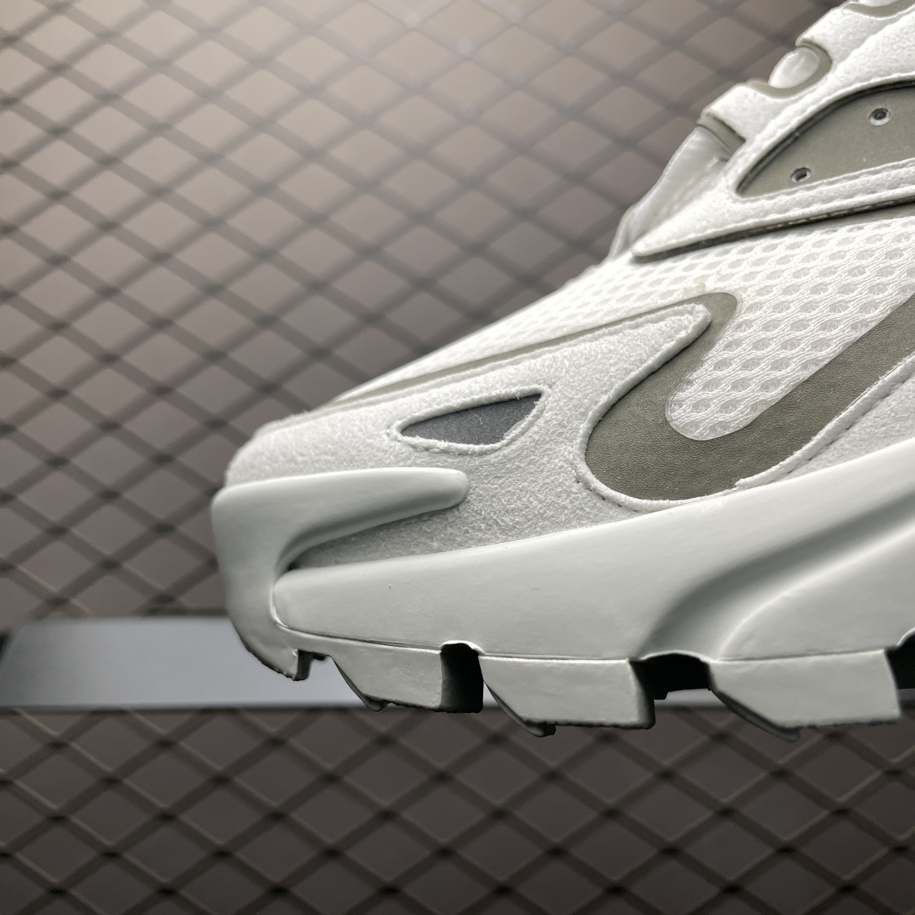 Louis Vuitton LV Runner Tatic Sneaker "Blanc"（1ABEQ4）