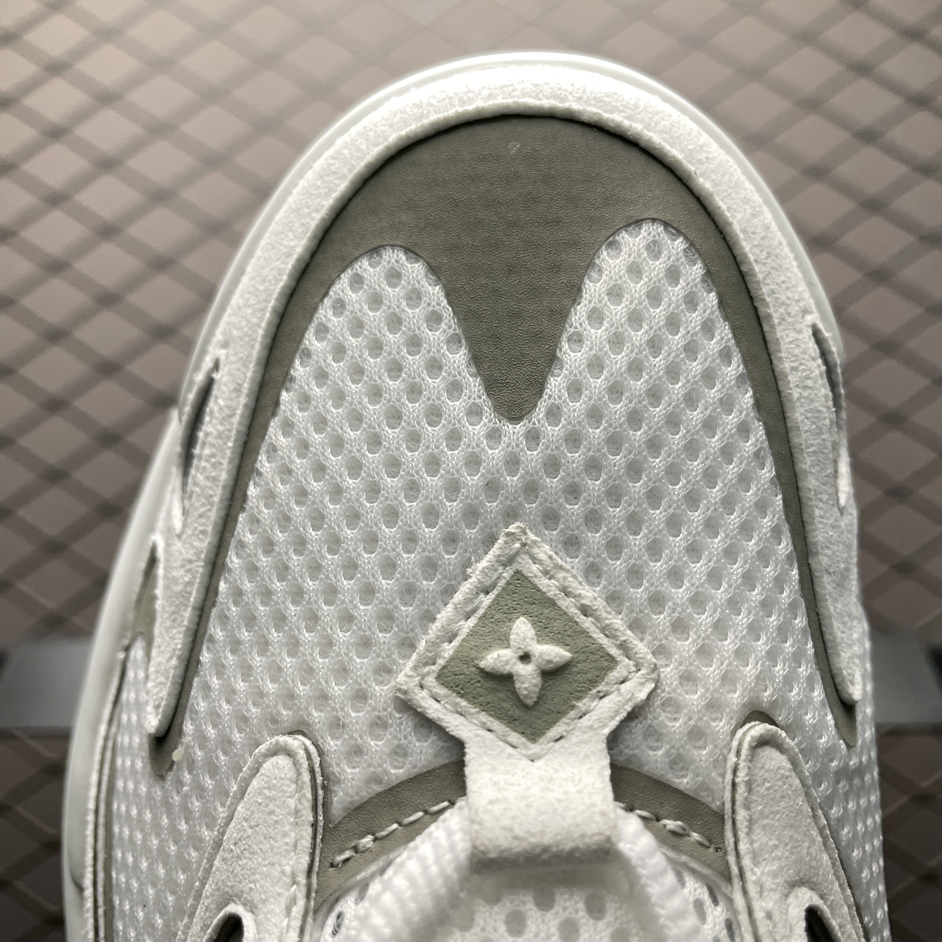 Louis Vuitton LV Runner Tatic Sneaker "Blanc"（1ABEQ4）