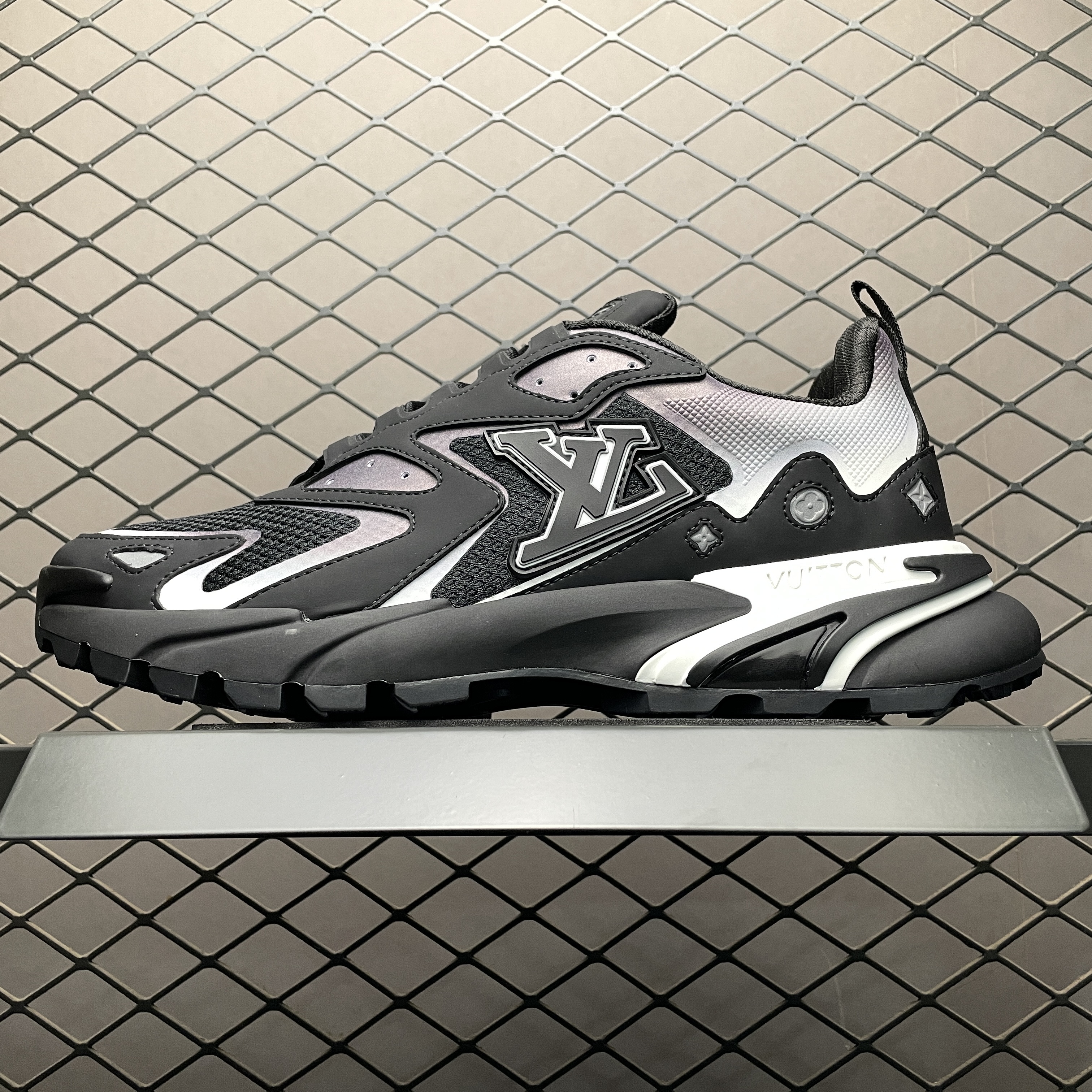 Louis Vuitton Runner Tatic Sneaker - Shoes（1ACG7W）