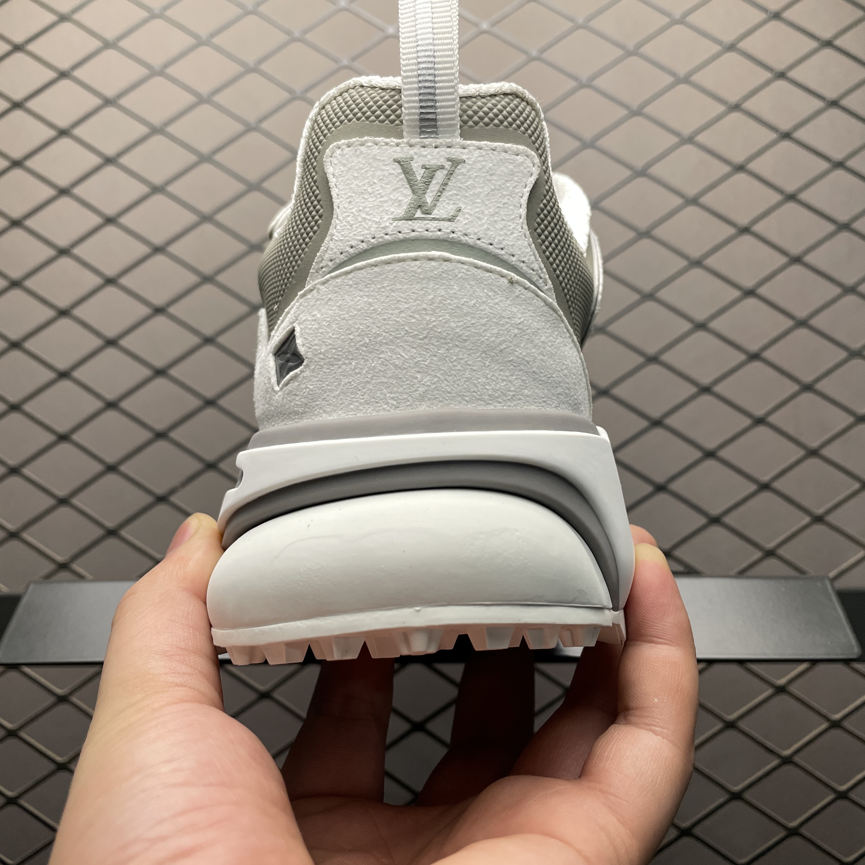 Louis Vuitton LV Runner Tatic Sneaker "Blanc"（1ABEQ4）