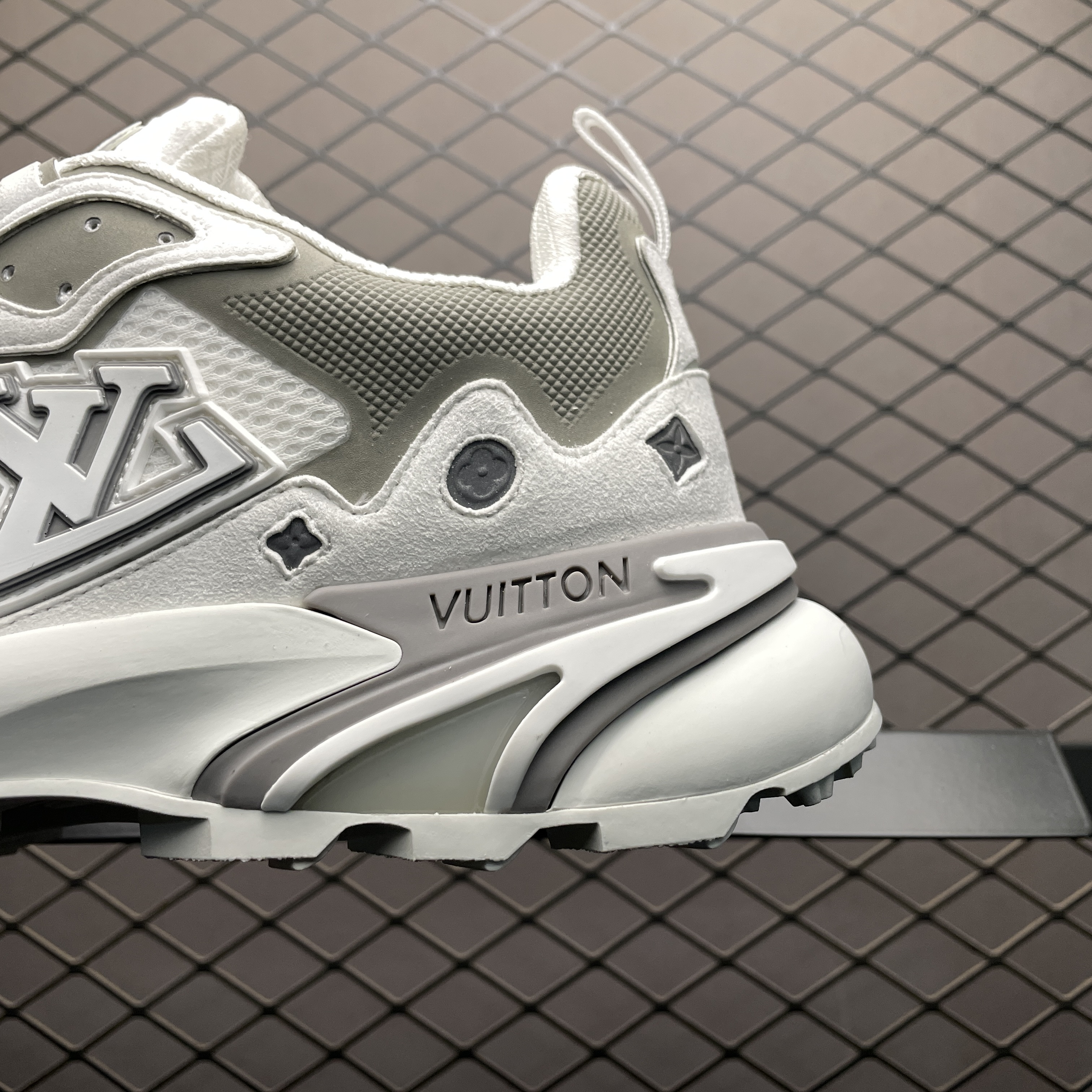 Louis Vuitton LV Runner Tatic Sneaker "Blanc"（1ABEQ4）