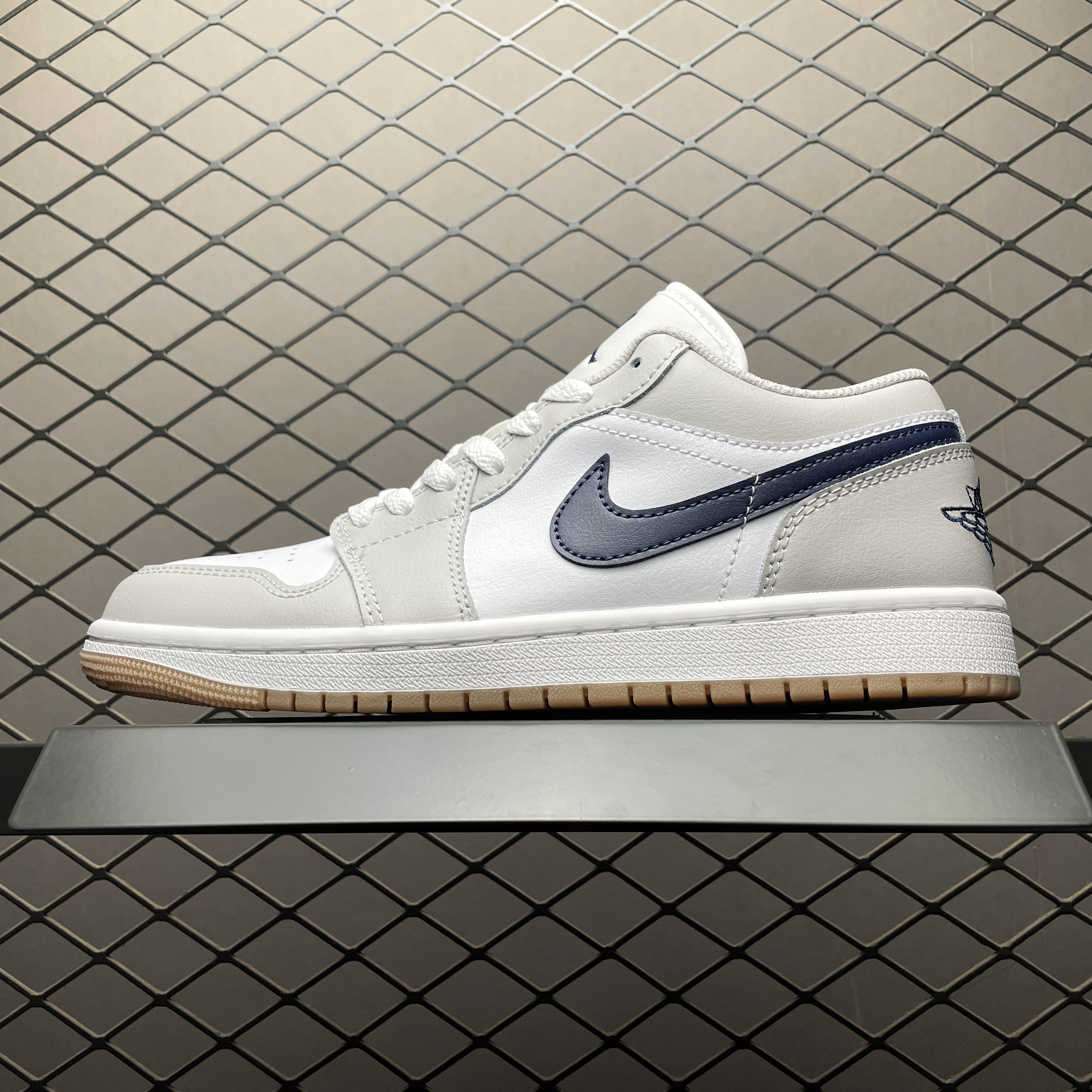 Nike Air Jordan 1 Low "Georgetown"（553558-146）