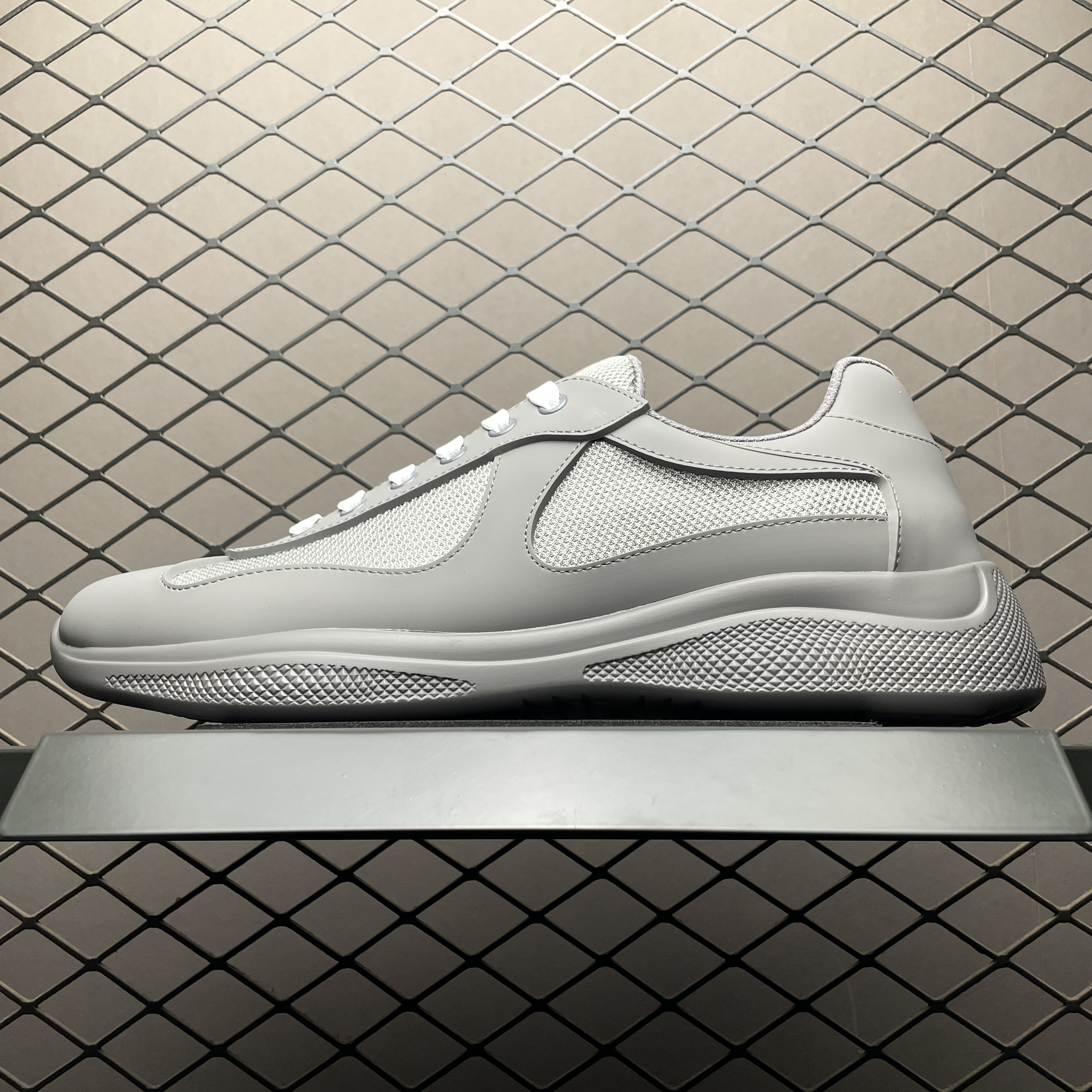 Prada America's Cup Soft rubber and bike fabric sneakers（4E6500_3LLJ_F0276_F_025）