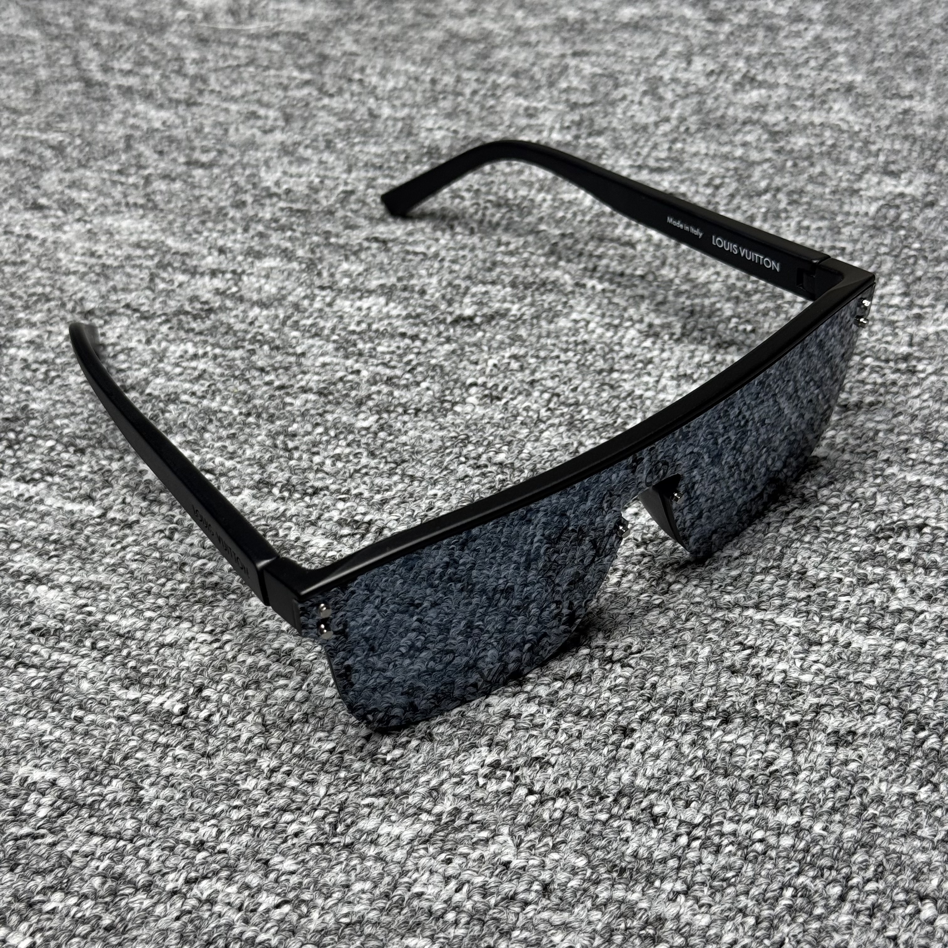 LOUIS VUITTON Sunglasses Waimea S00 (Z1082E）
