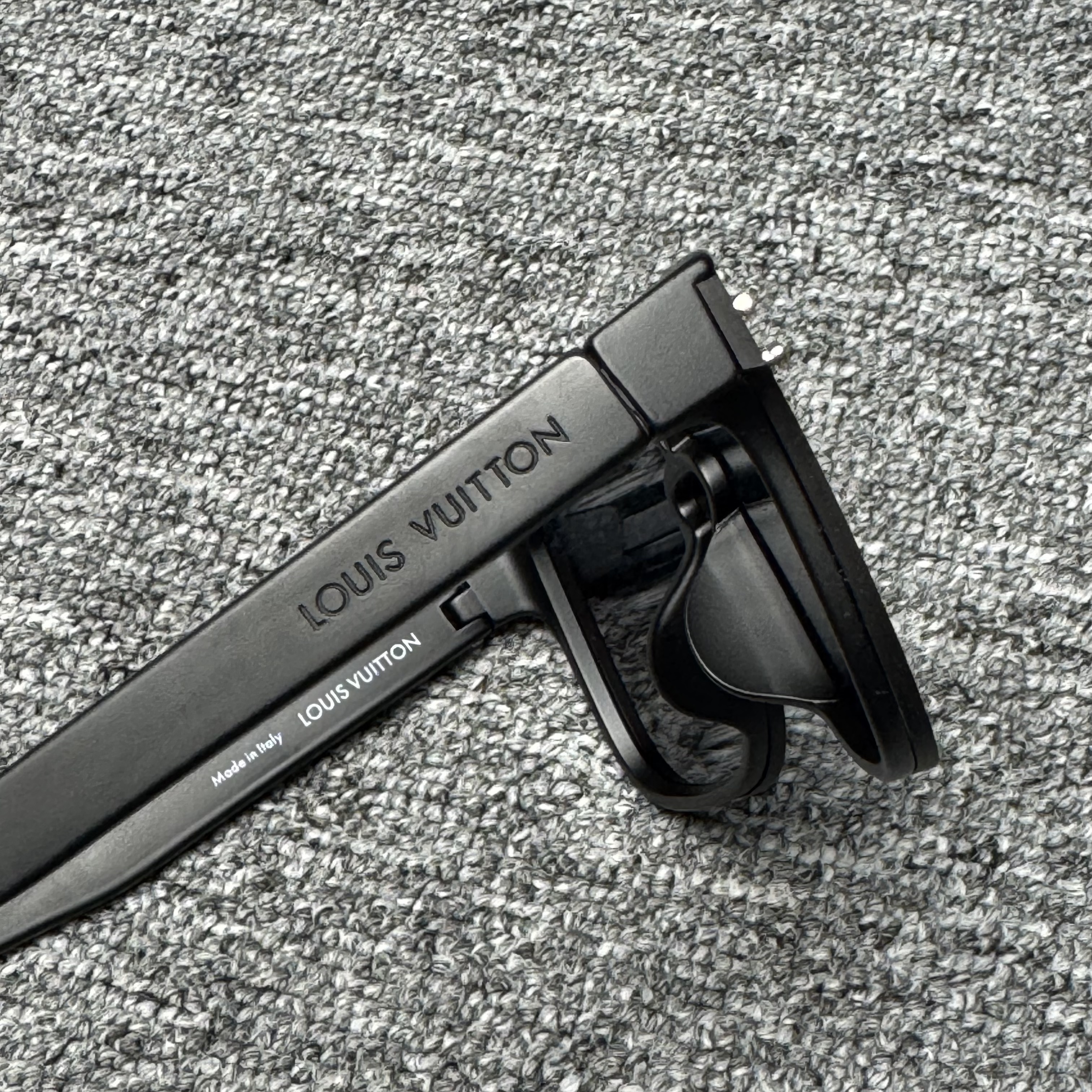 LOUIS VUITTON Sunglasses Waimea S00 (Z1082E）