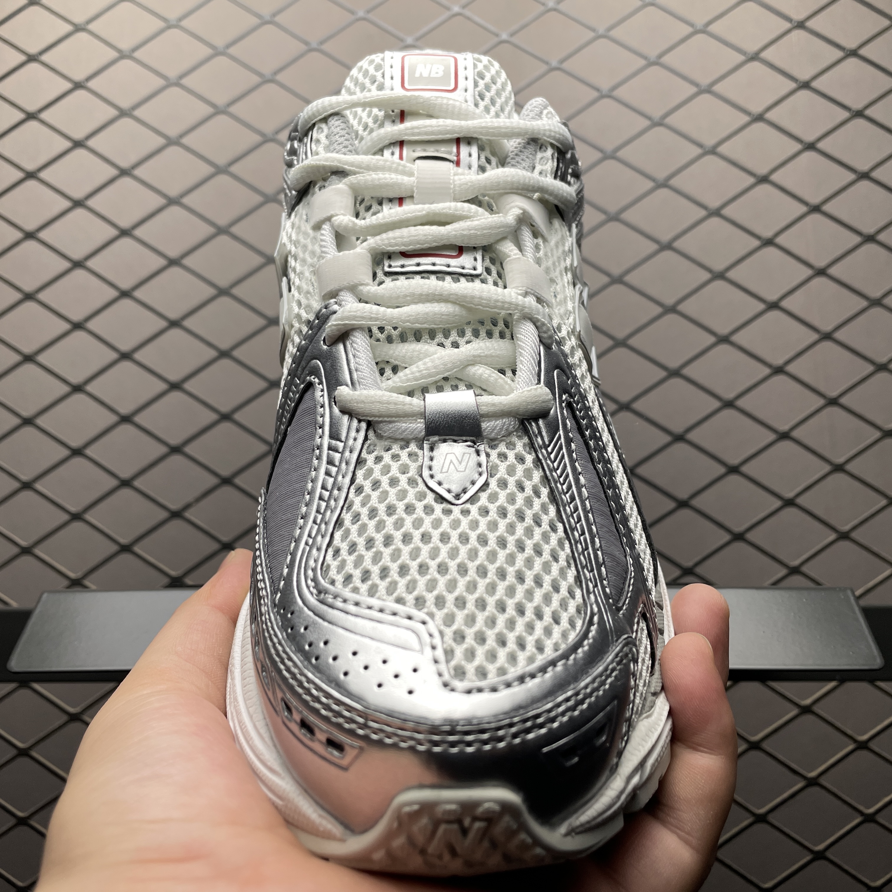 New Balance 1906R Urban Core Silver (M1906RCB）