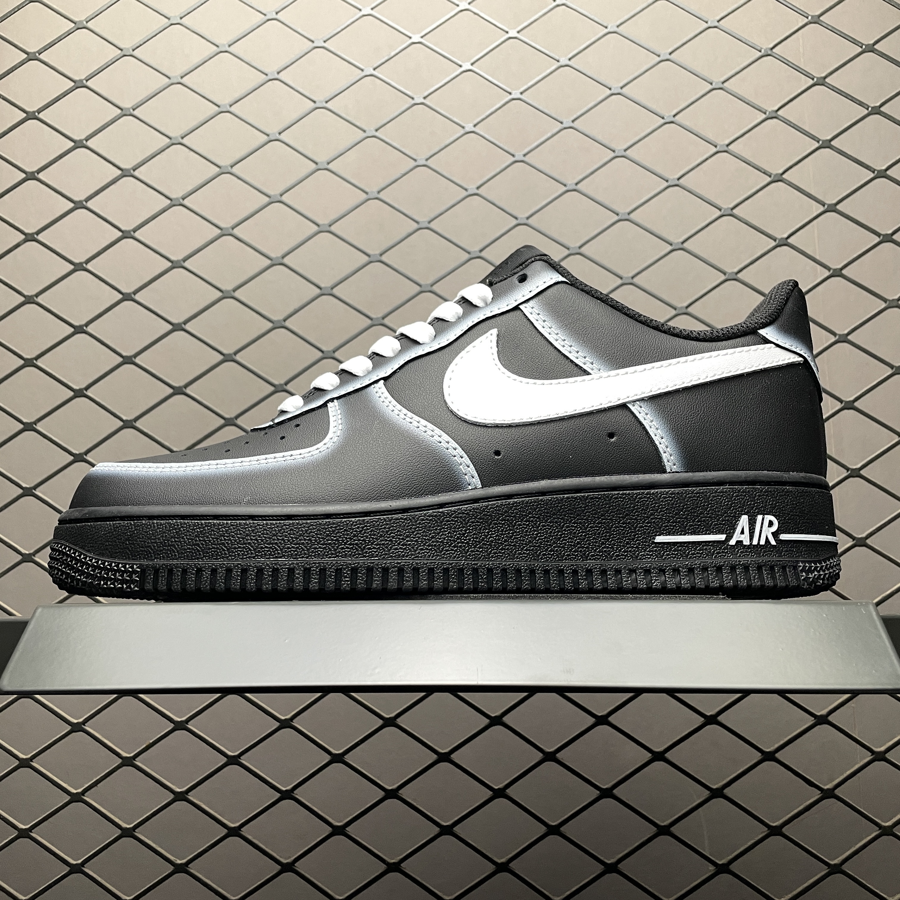 Nike Air Force 1 Low '07（DD8959-001）