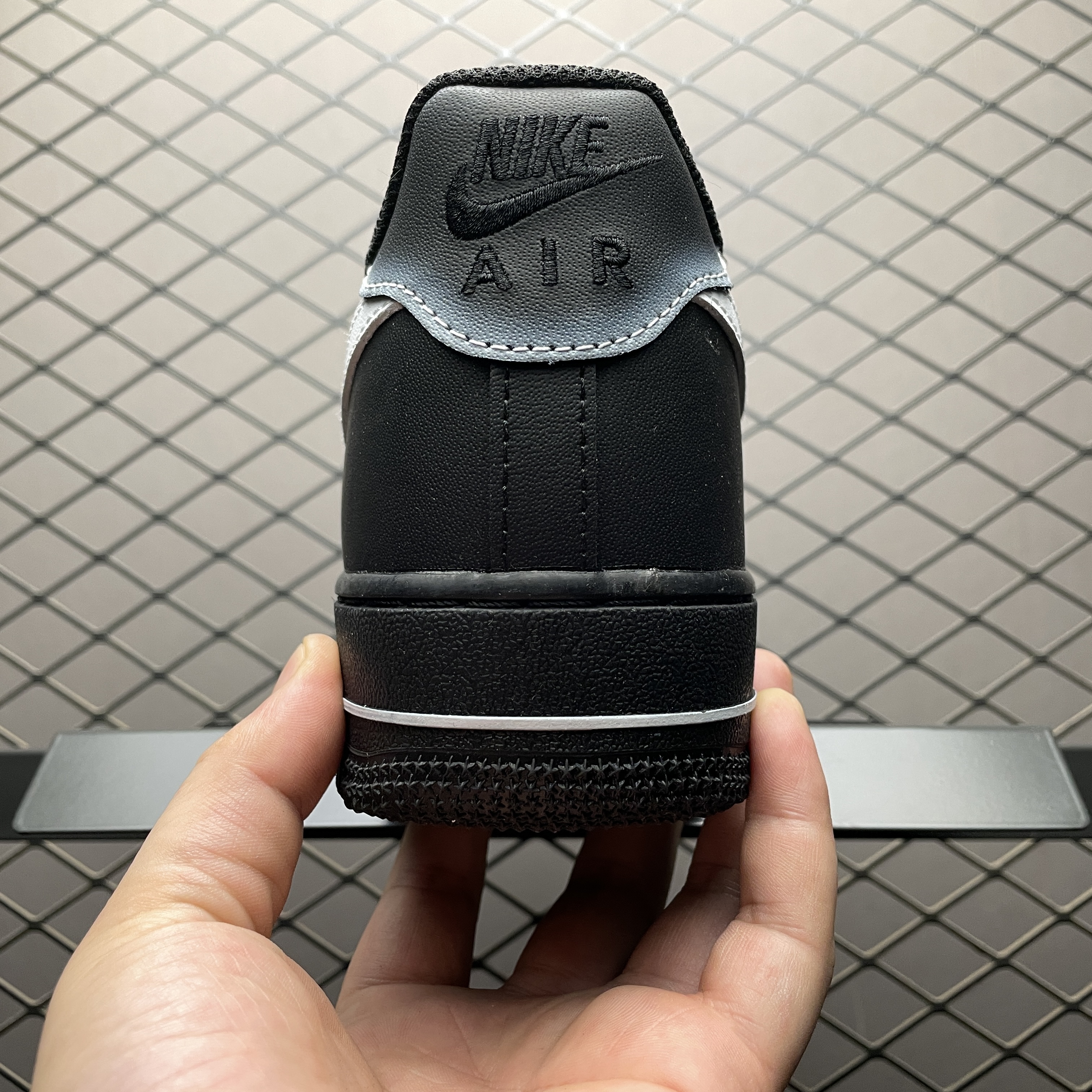 Nike Air Force 1 Low '07（DD8959-001）