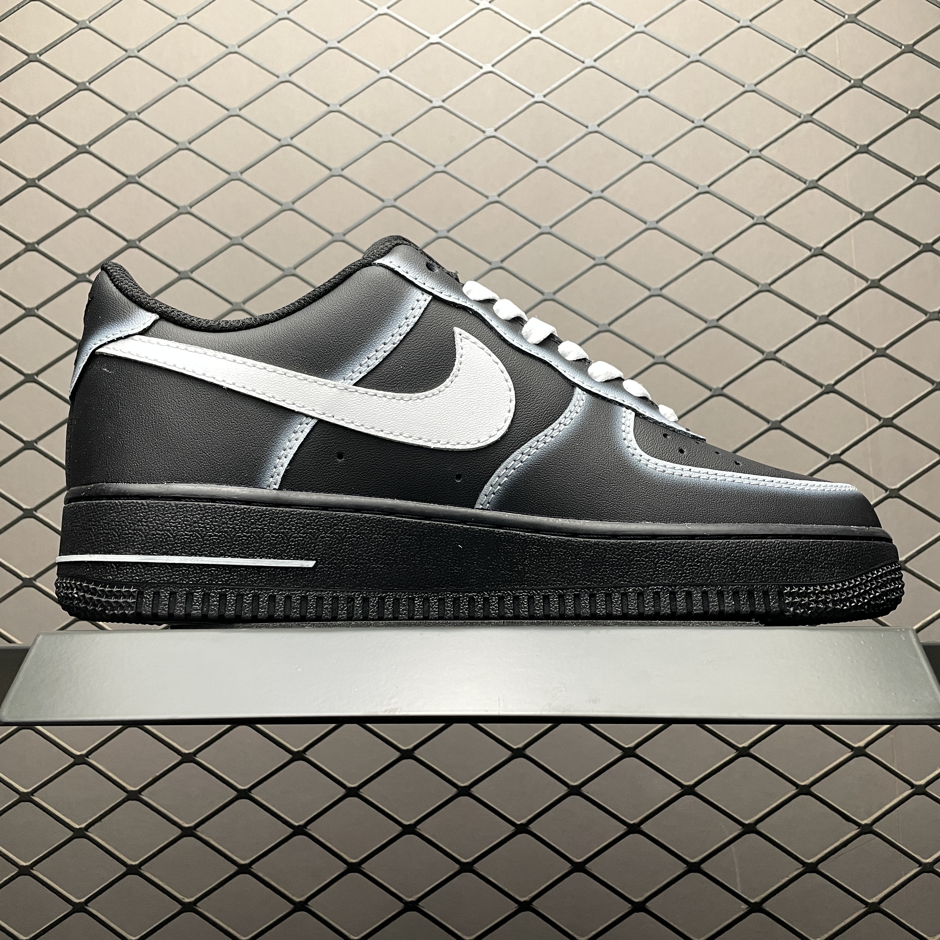 Nike Air Force 1 Low '07（DD8959-001）