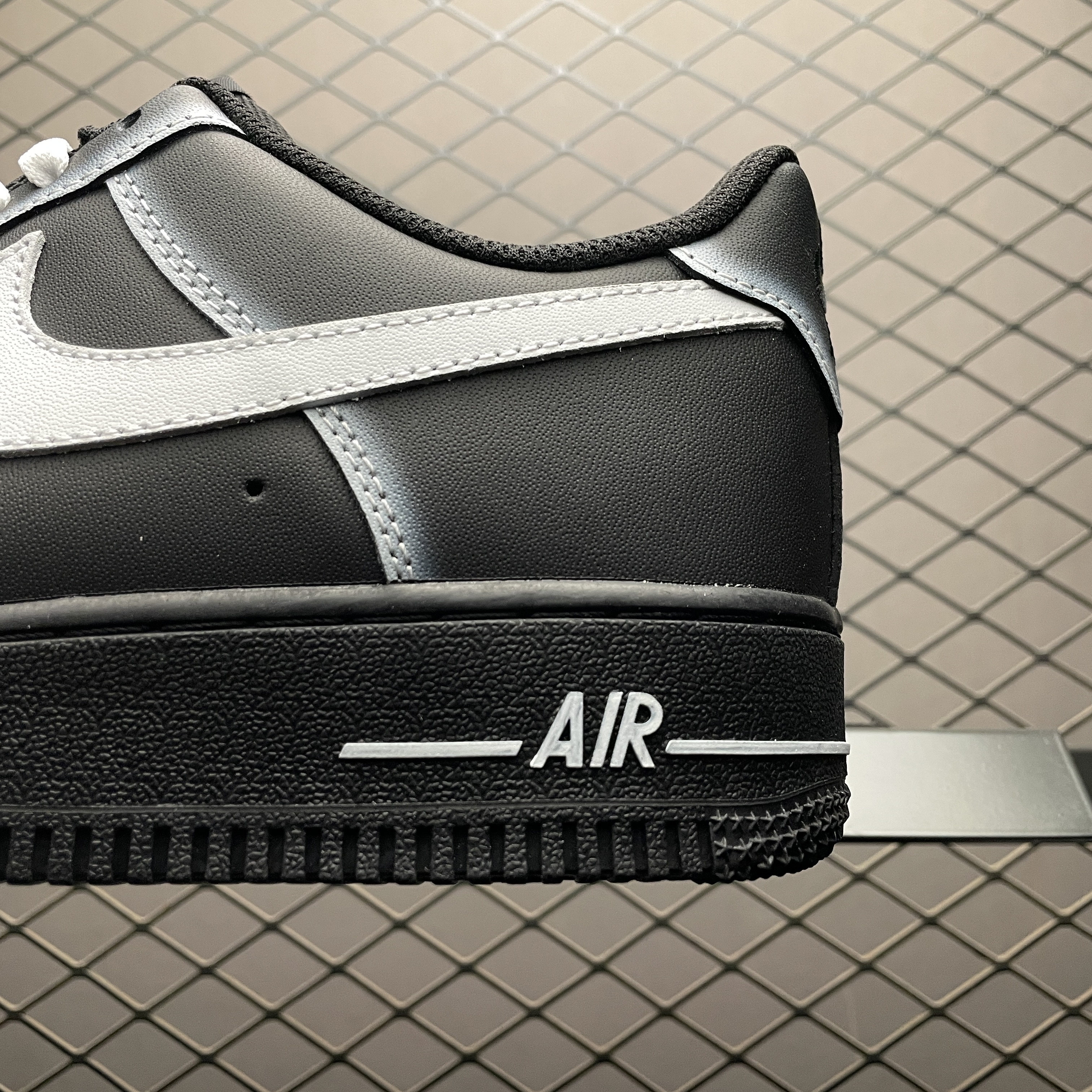 Nike Air Force 1 Low '07（DD8959-001）