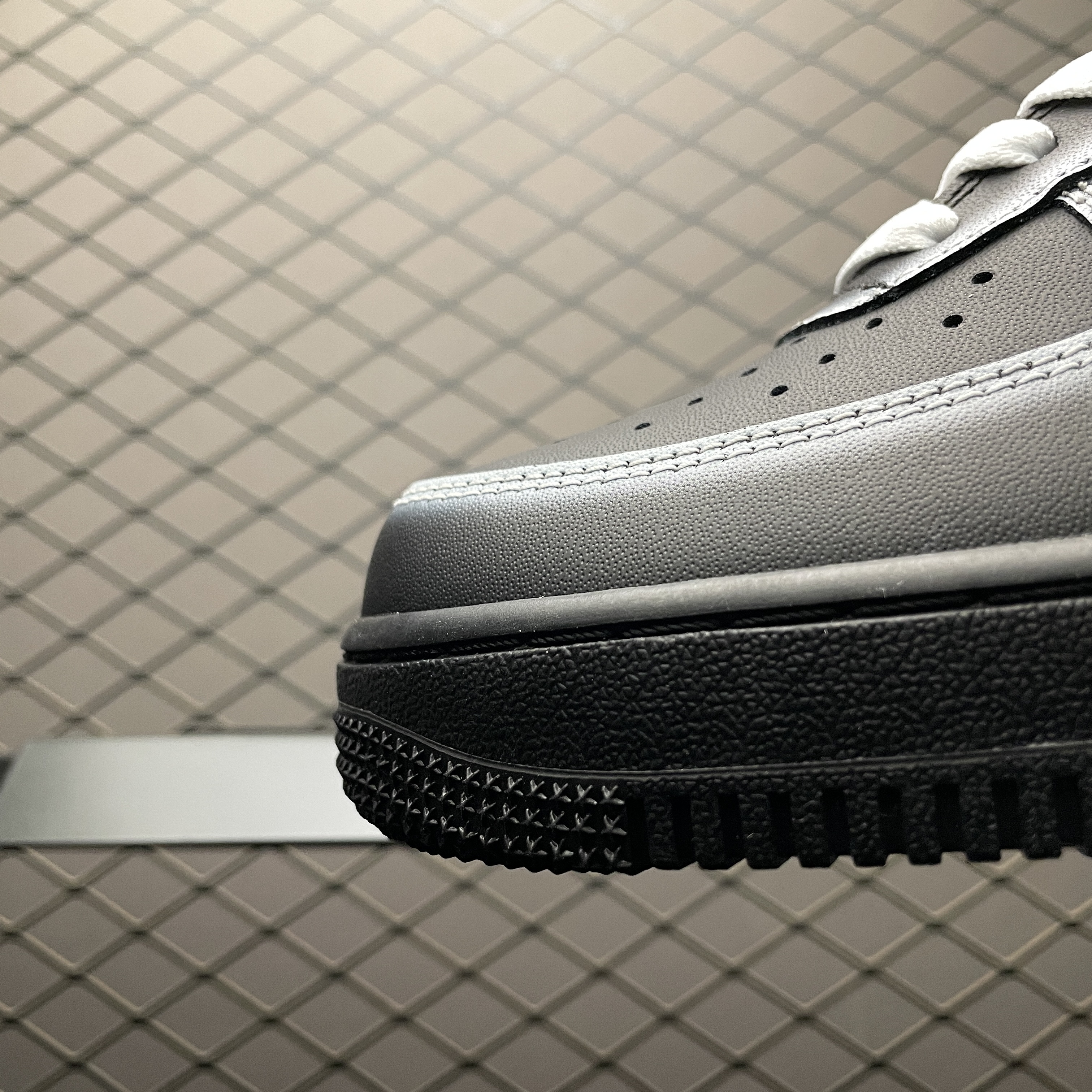 Nike Air Force 1 Low '07（DD8959-001）