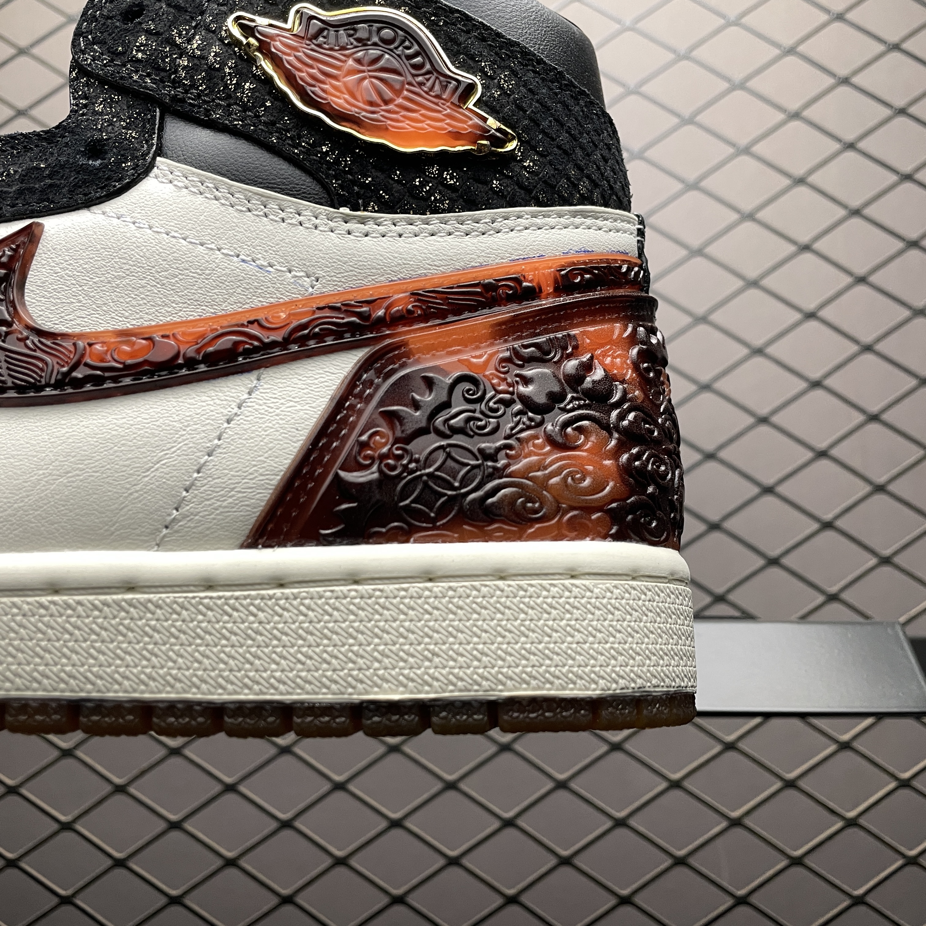 Nike Air Jordan 1 High OG “XuanWu” (Serial Numbered/3399 pairs)（IB3165-091）