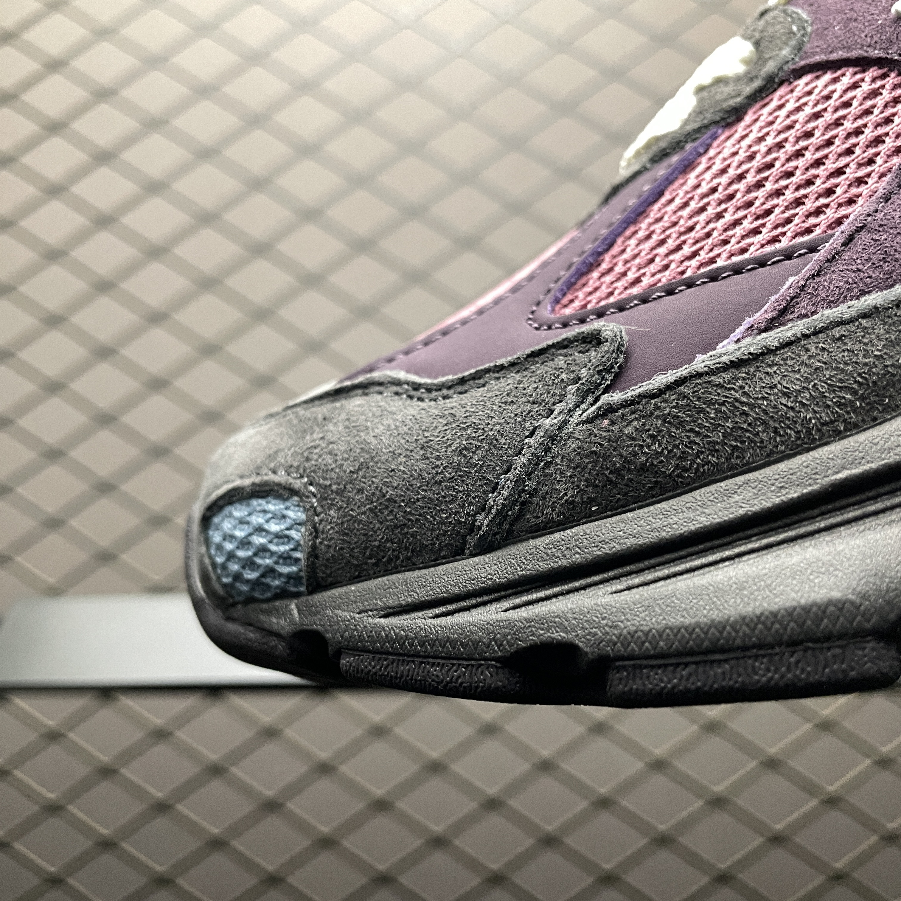 KITH x New Balance sneakers (M2010ANB)