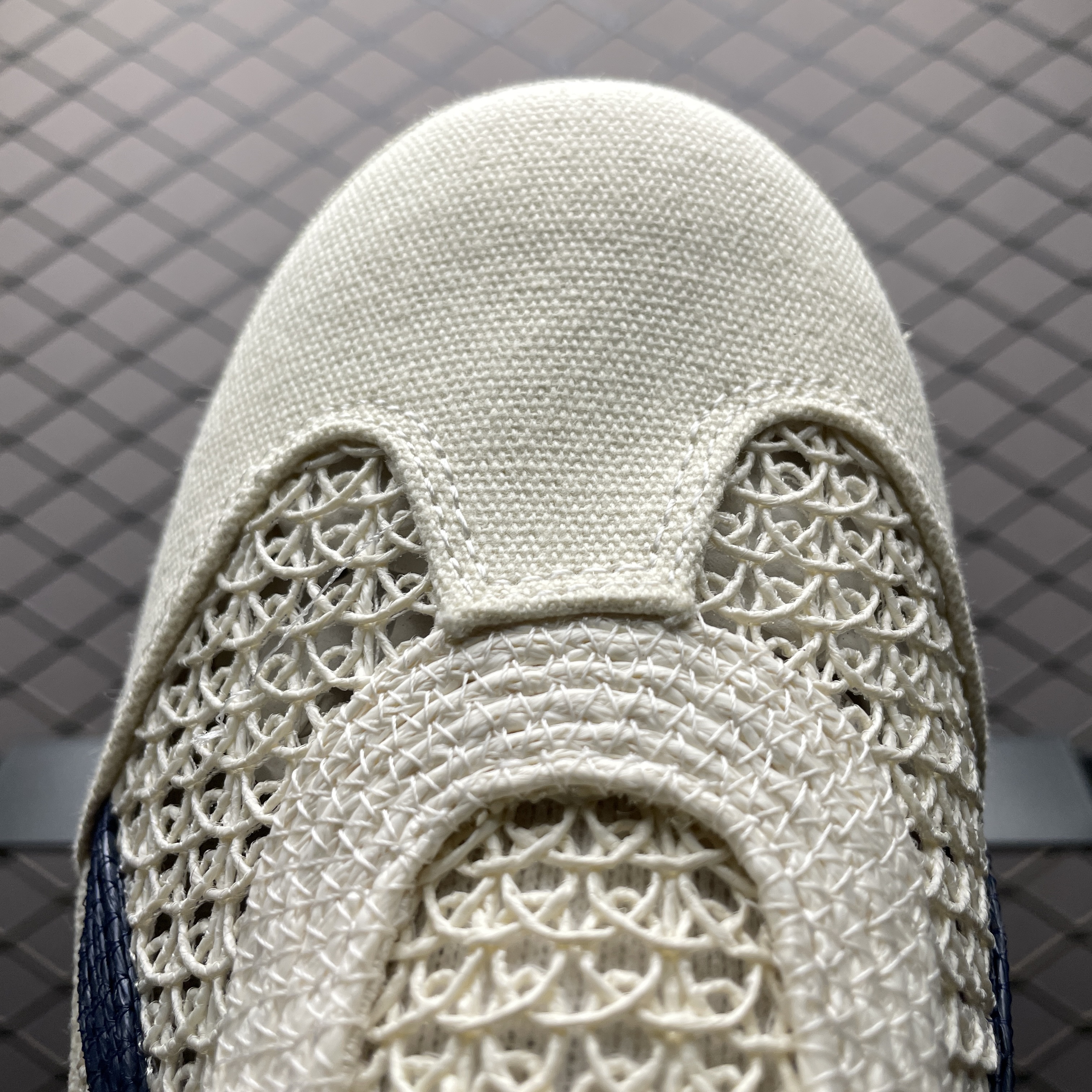 Onitsuka Tiger Mexico 66 Sabot "Birch/Peacoat"（1183C123-200）