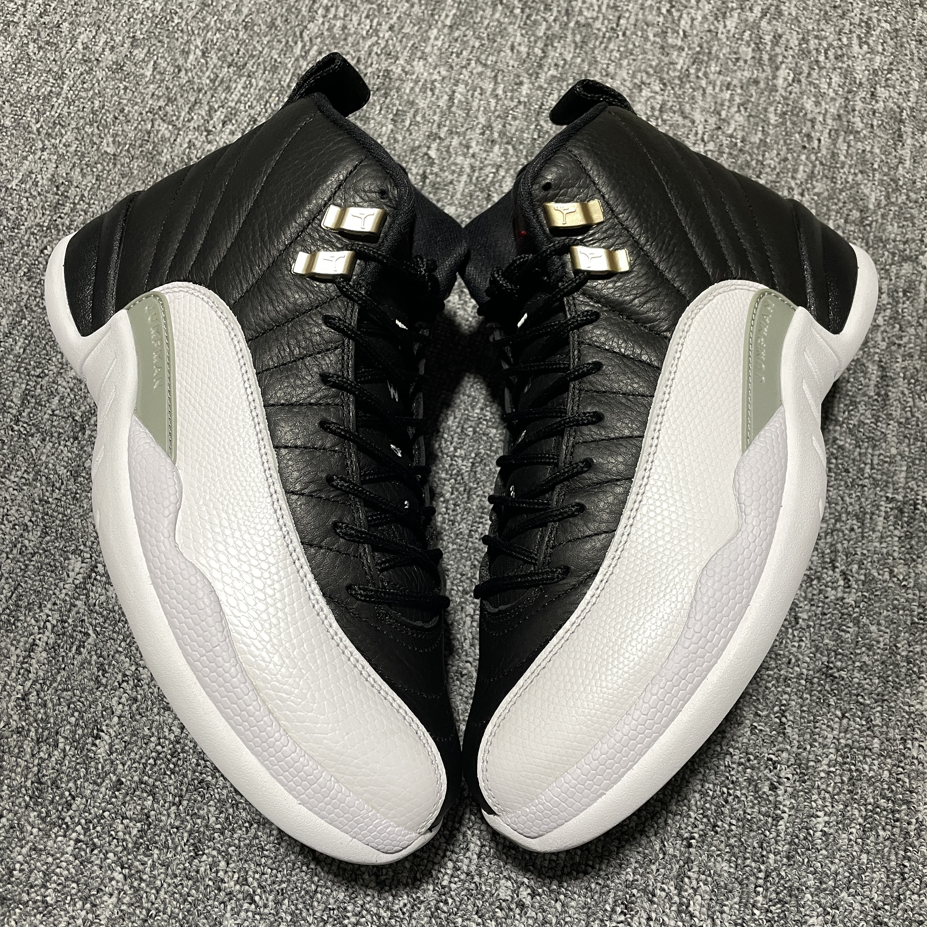 Nike Air Jordan 12 "Playoffs" (CT8013-006)