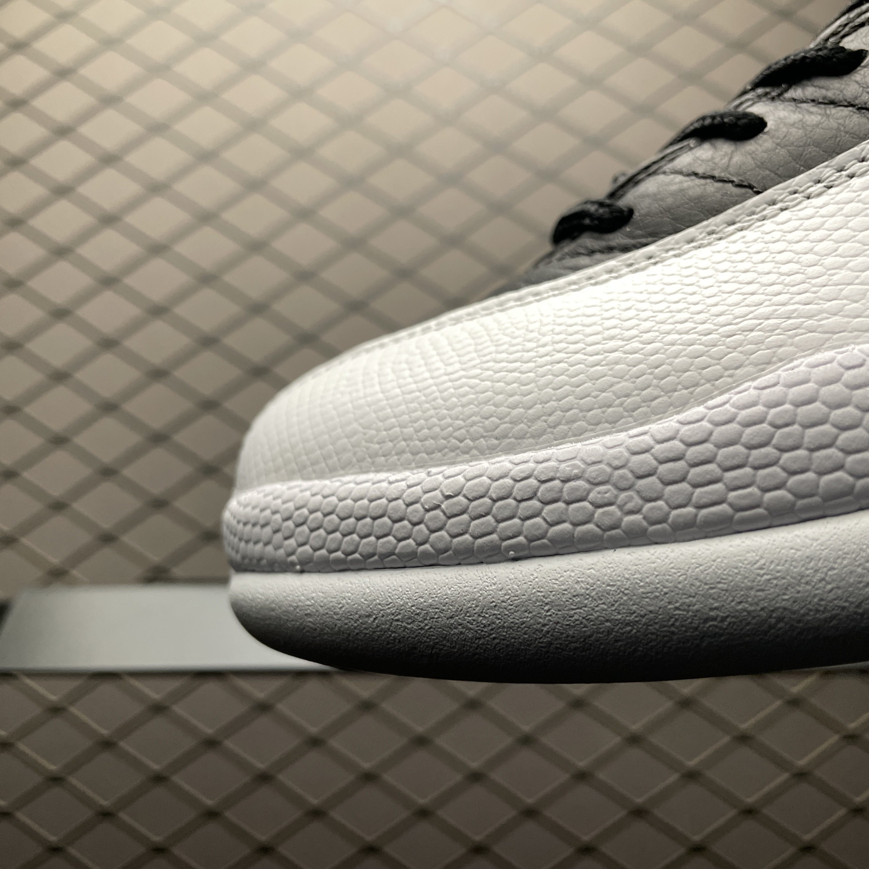 Nike Air Jordan 12 "Playoffs" (CT8013-006)