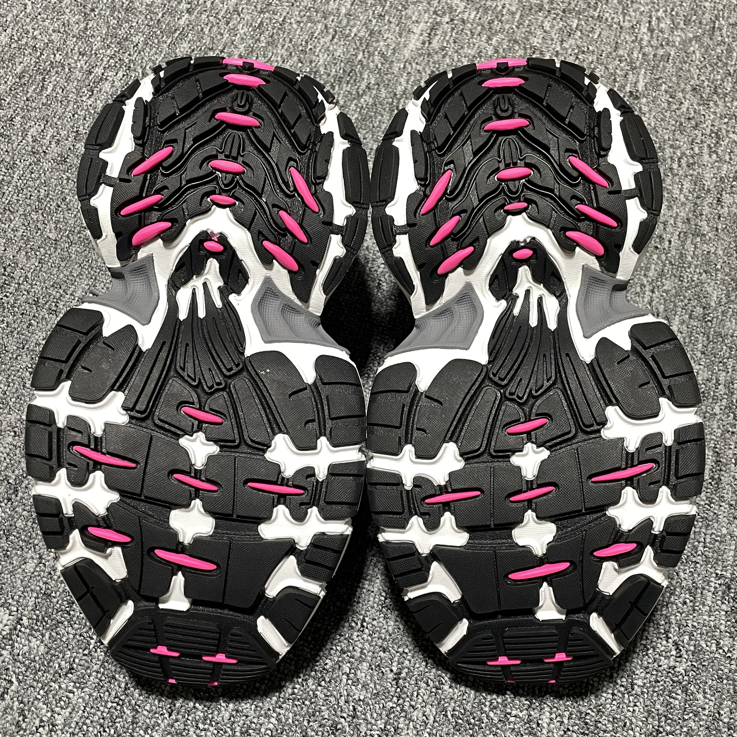 BALENCIAGA 10XL Sneaker （815859W2MV71980（815853W2MV71980））