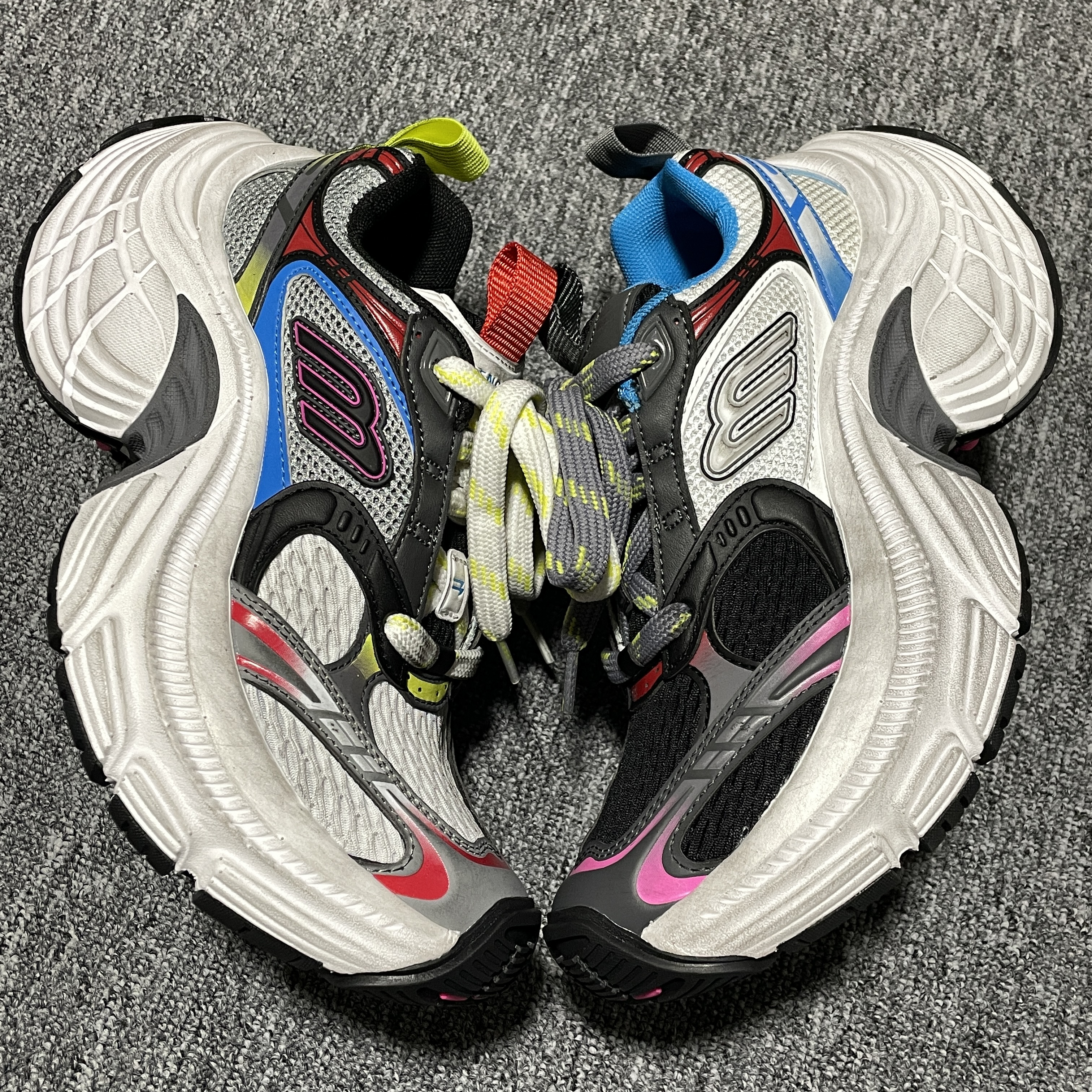 BALENCIAGA 10XL Sneaker （815859W2MV71980（815853W2MV71980））