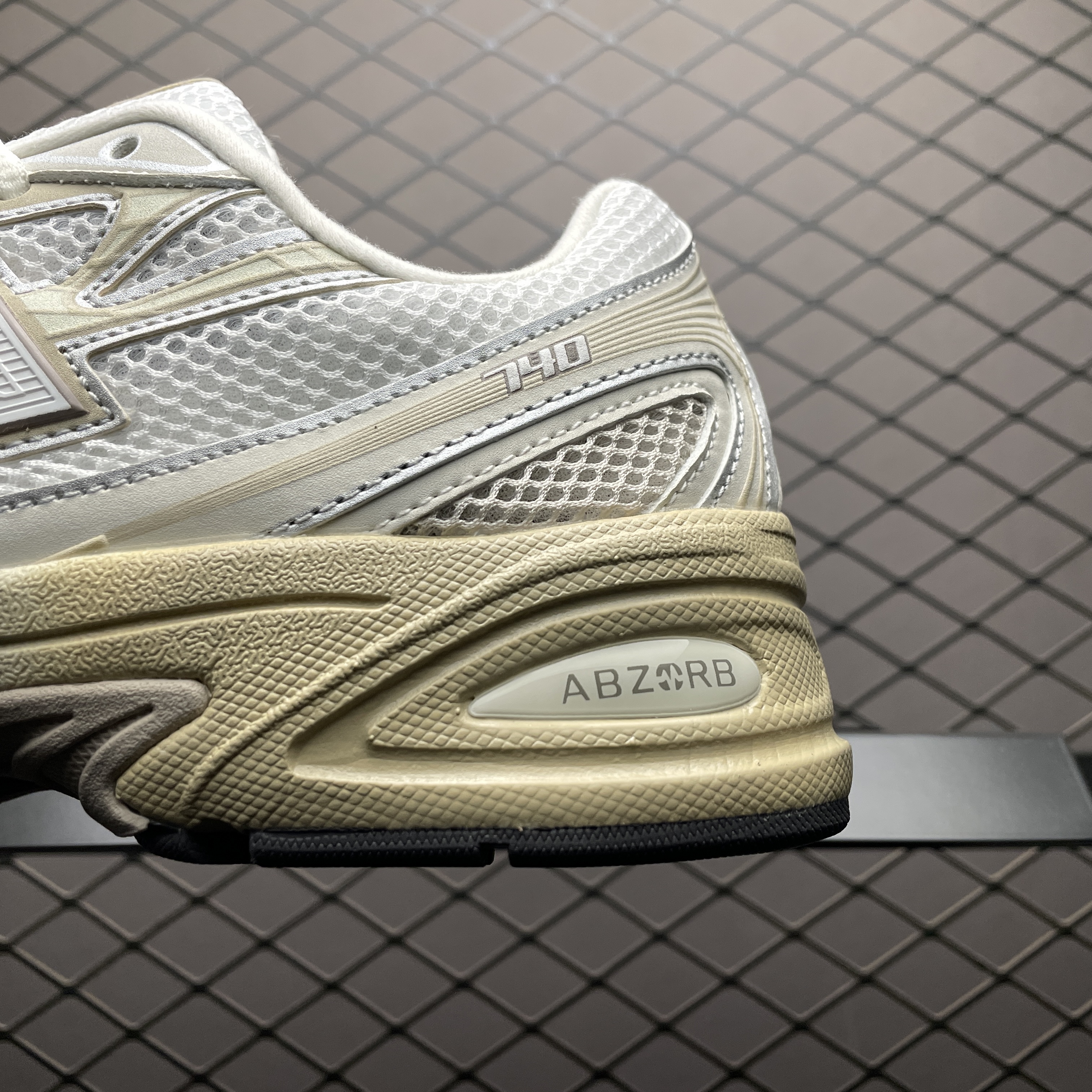 New Balance740 sneakers (U740PR2）