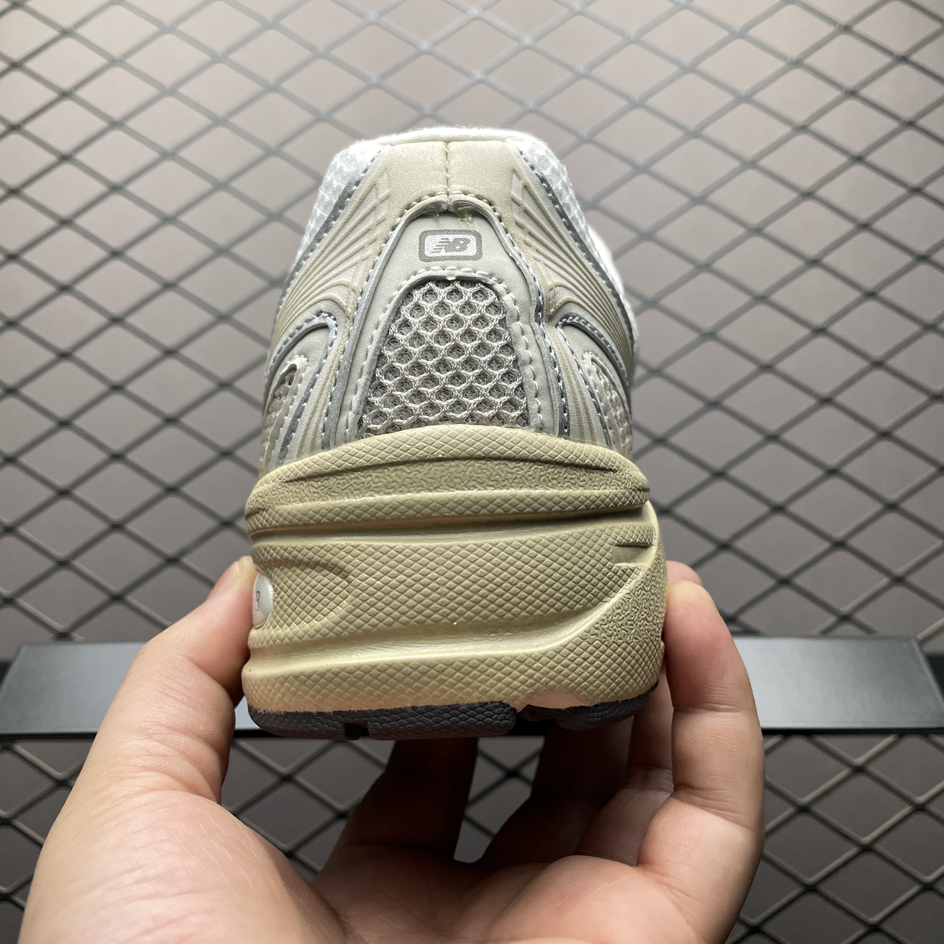 New Balance740 sneakers (U740PR2）