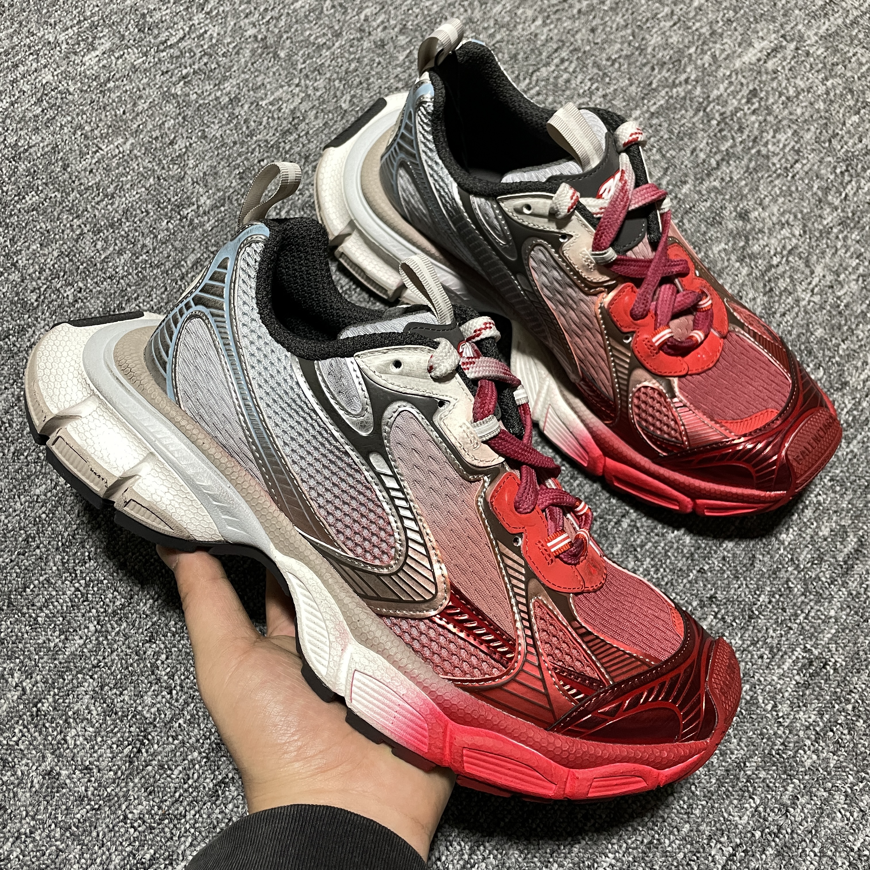 BALENCIAGA WHITE GREY AND RED 3XL SNEAKERS（734734W3XTS9461）