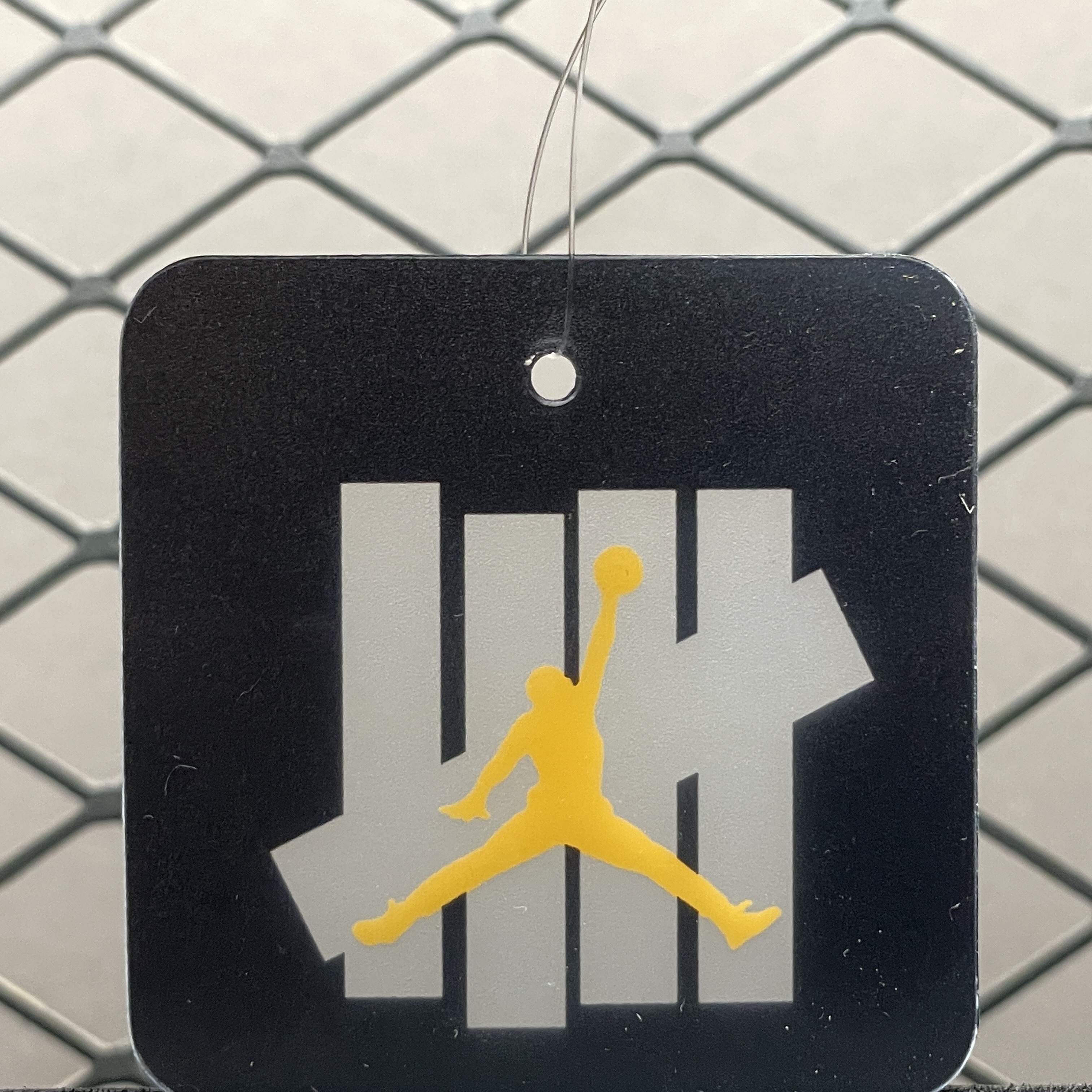 Undefeated × Nike Air Jordan 4 Retro "Deep Green" (2025)（IB1519-200）