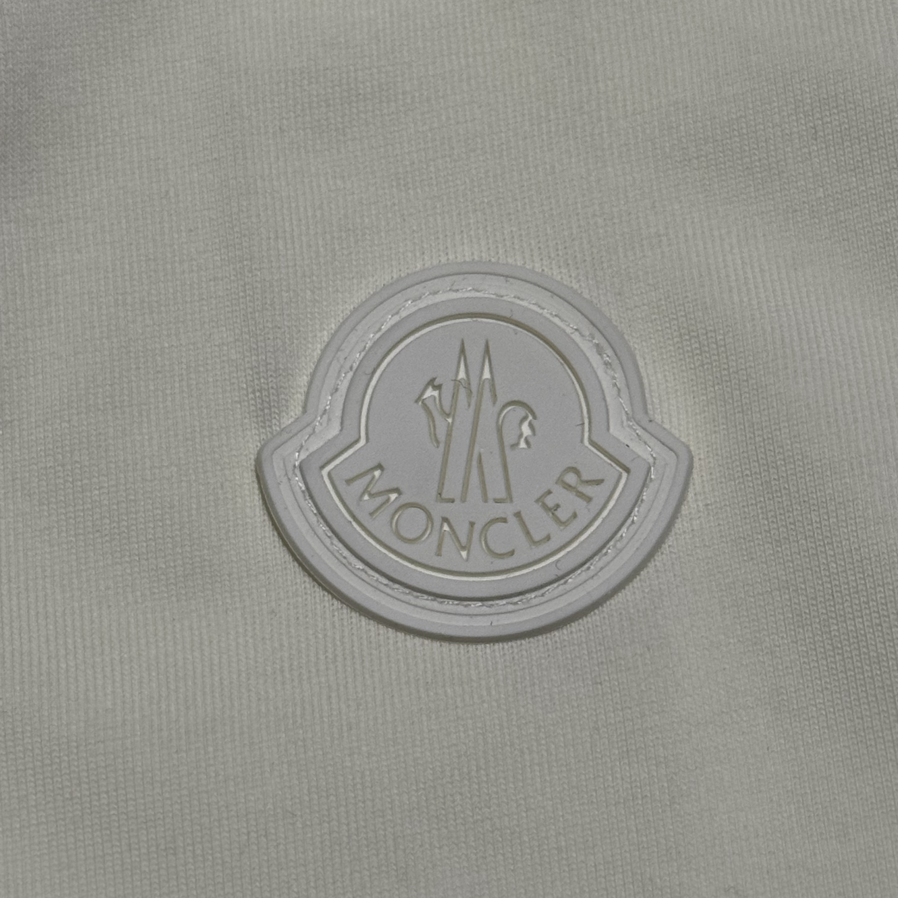 MONCLER T-Shirt（K10918C0000589A17999）