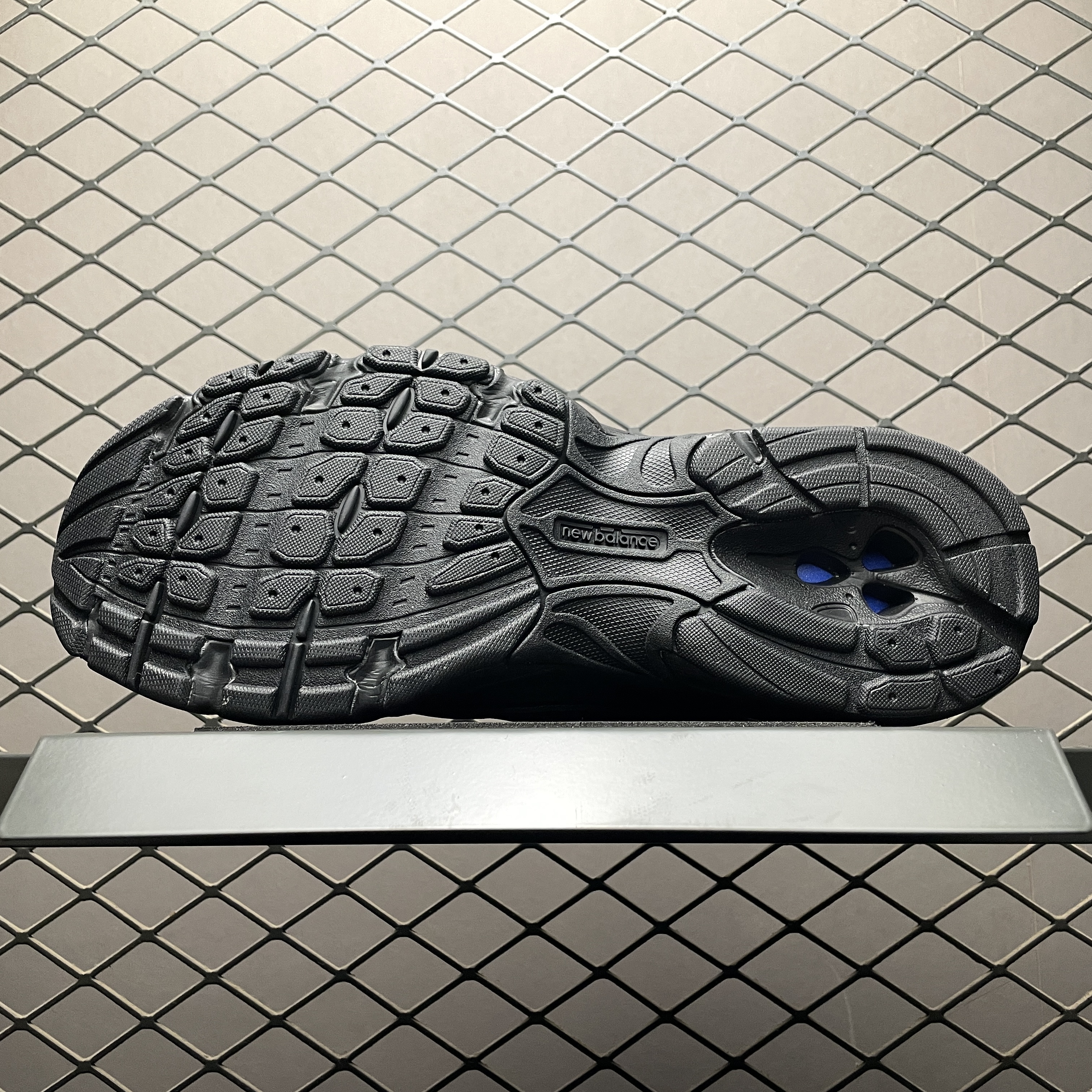 New Balance 740 "Black/Black"(U740BO2)