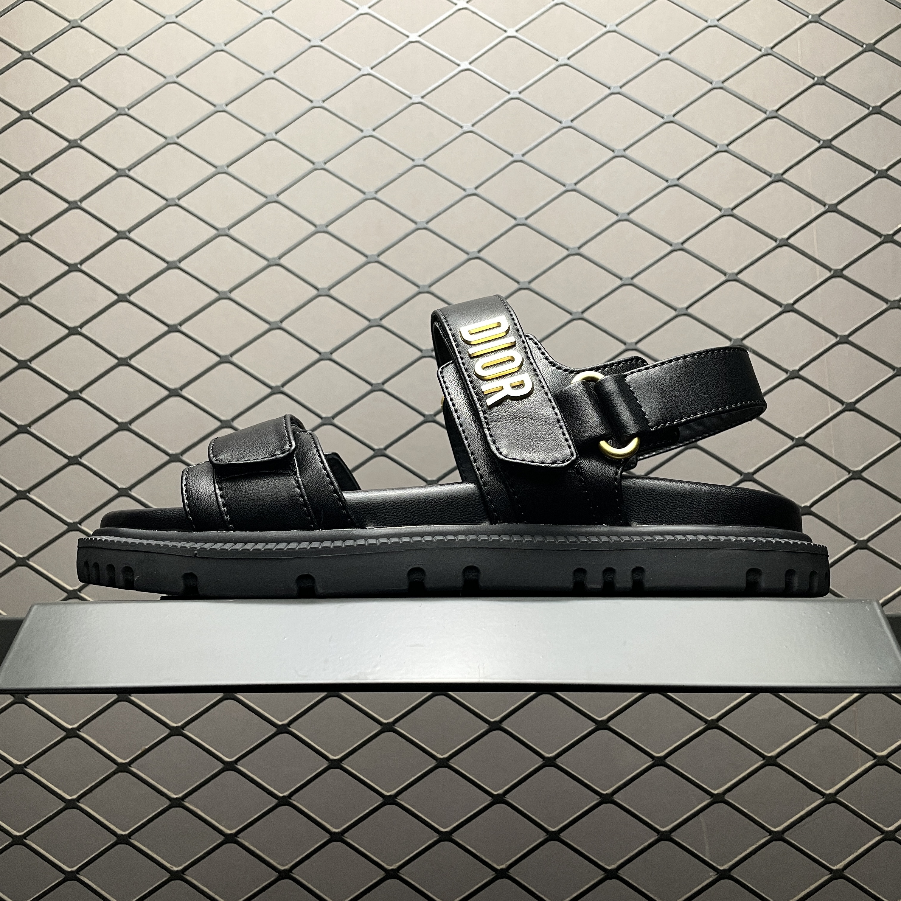 Dior Dioract Sandal 'Black Gold'(KCQ547LAB_S900)