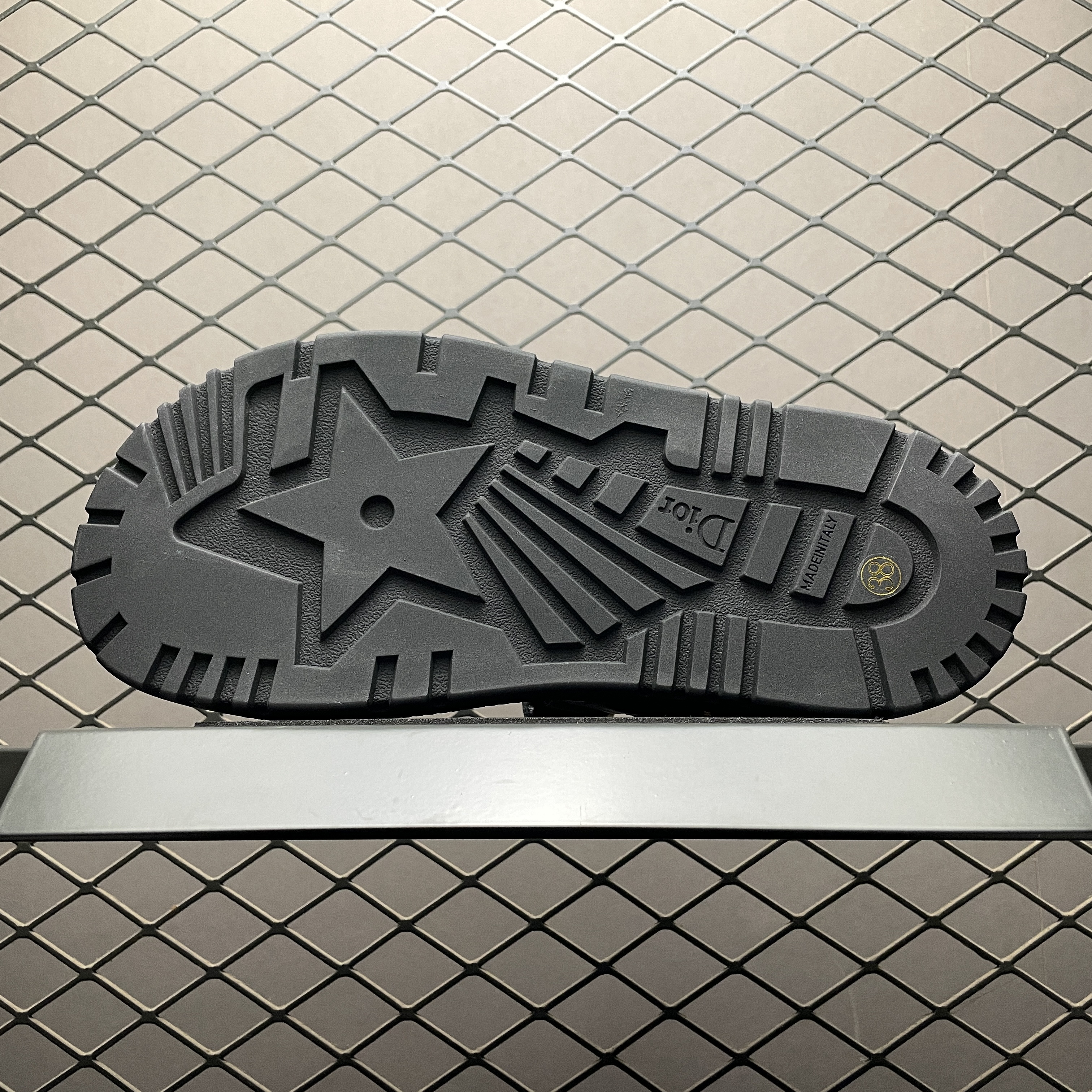 Dior Dioract Sandal 'Black Gold'(KCQ547LAB_S900)