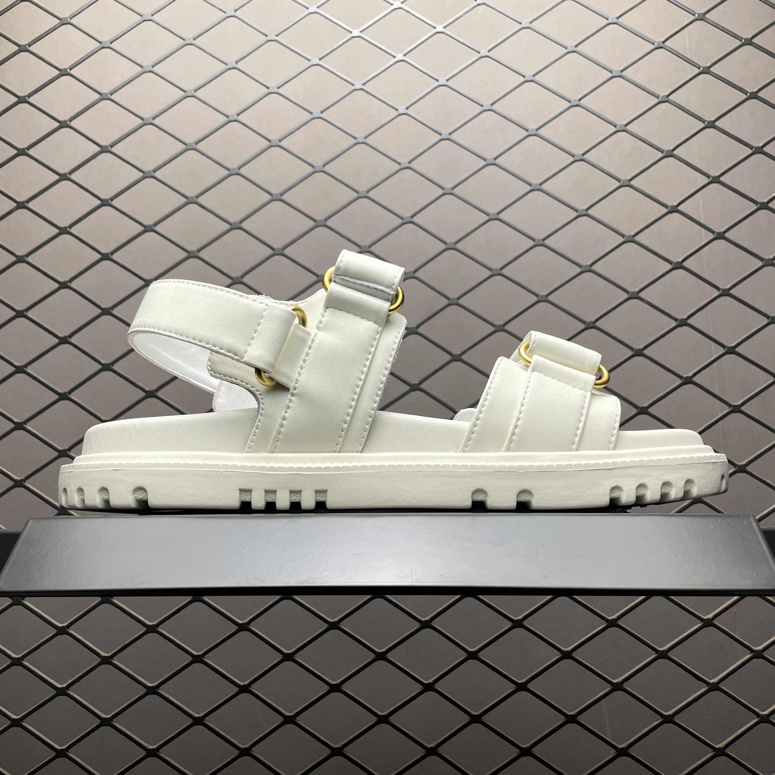 Dior Dioract Sandal (KCQ547LAB_S03W)