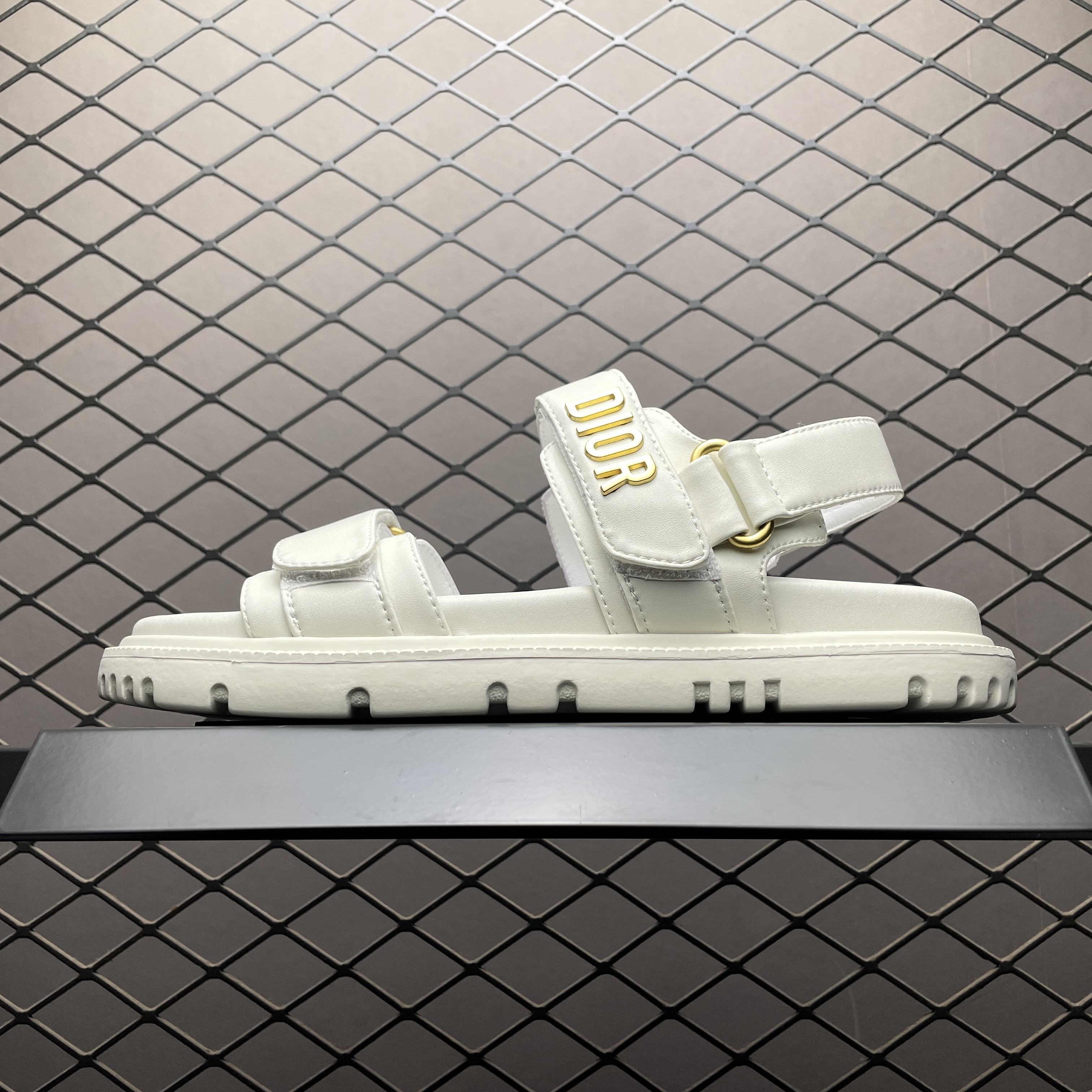 Dior Dioract Sandal (KCQ547LAB_S03W)