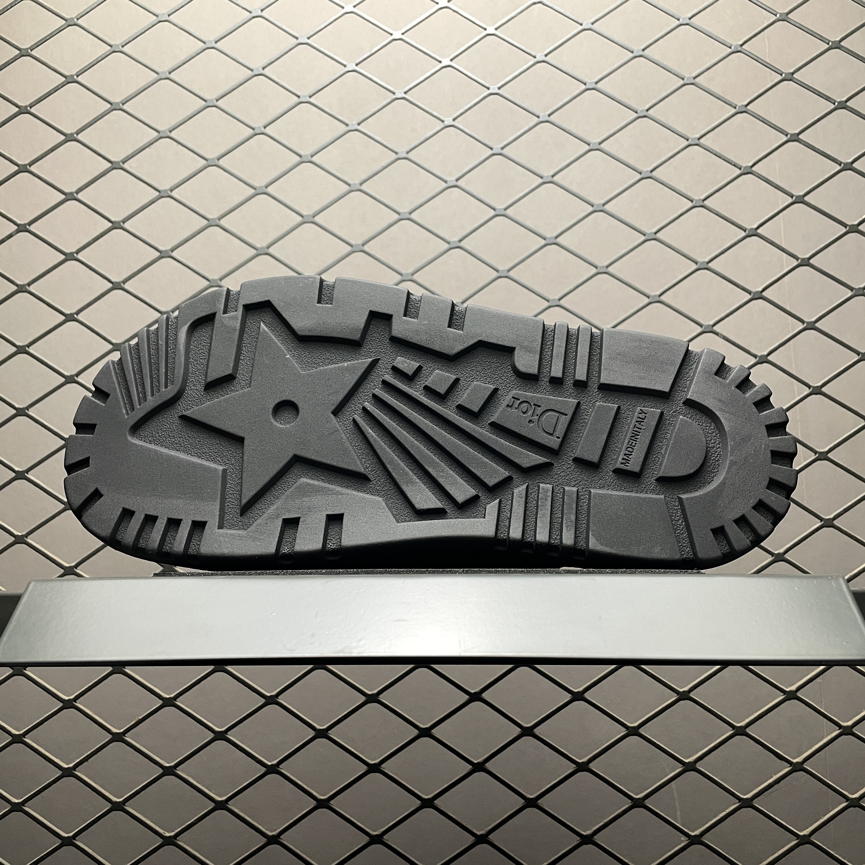 Dior Dioract Sandal (KCQ718LAB_S900)