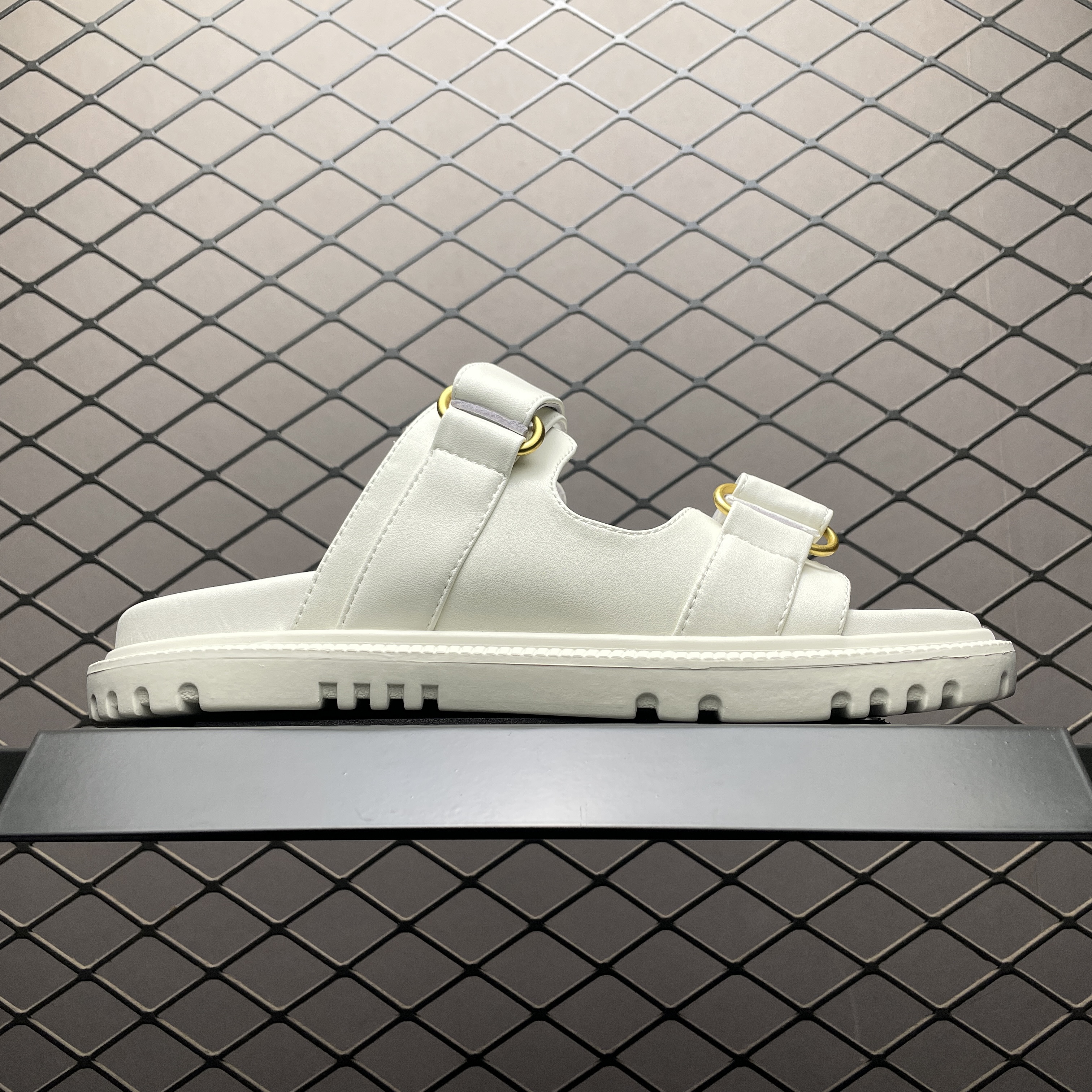 Dior Dioract Sandal (KCQ718LAB_S03W)