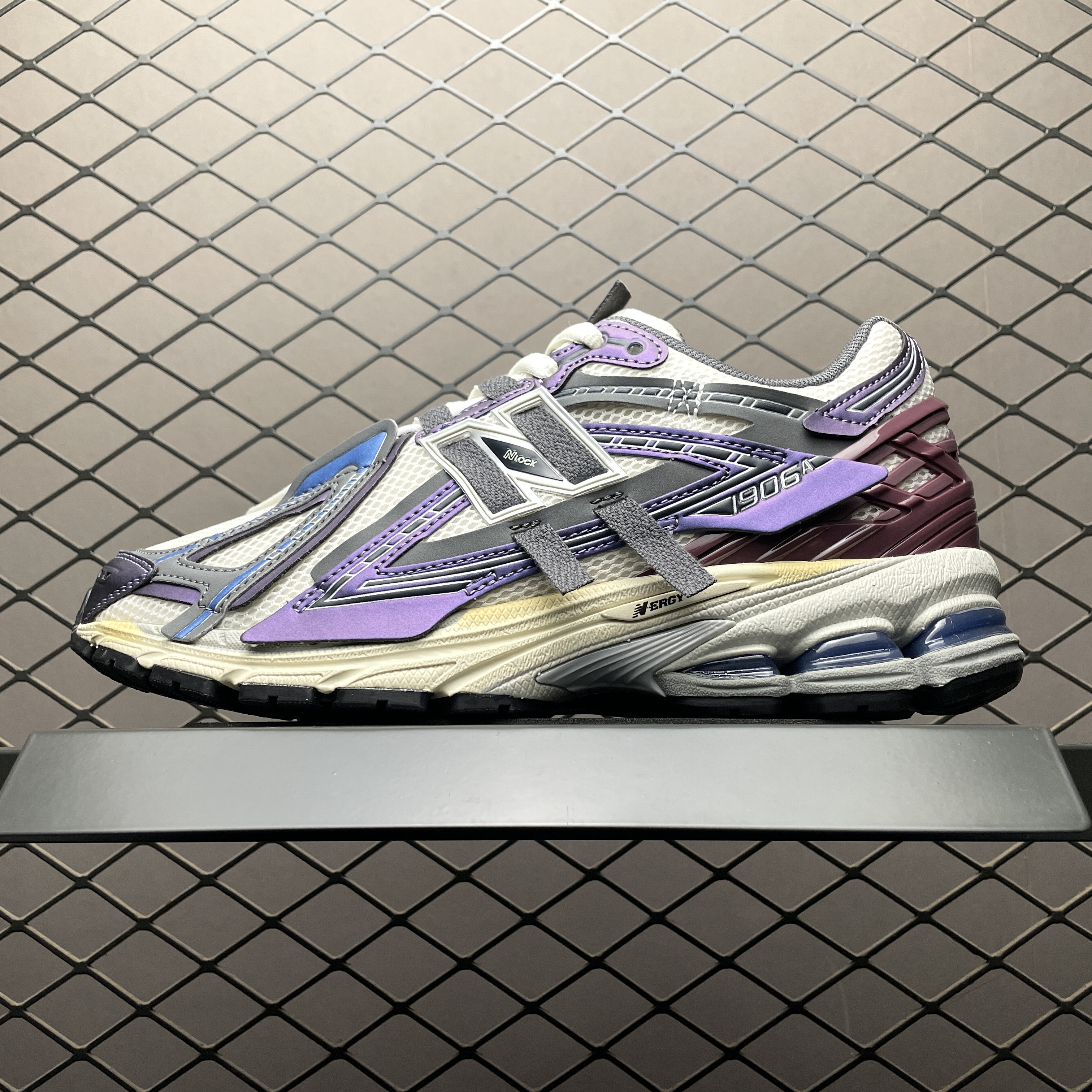 New Balance 1906A "Inkwell"(U1906ANB）