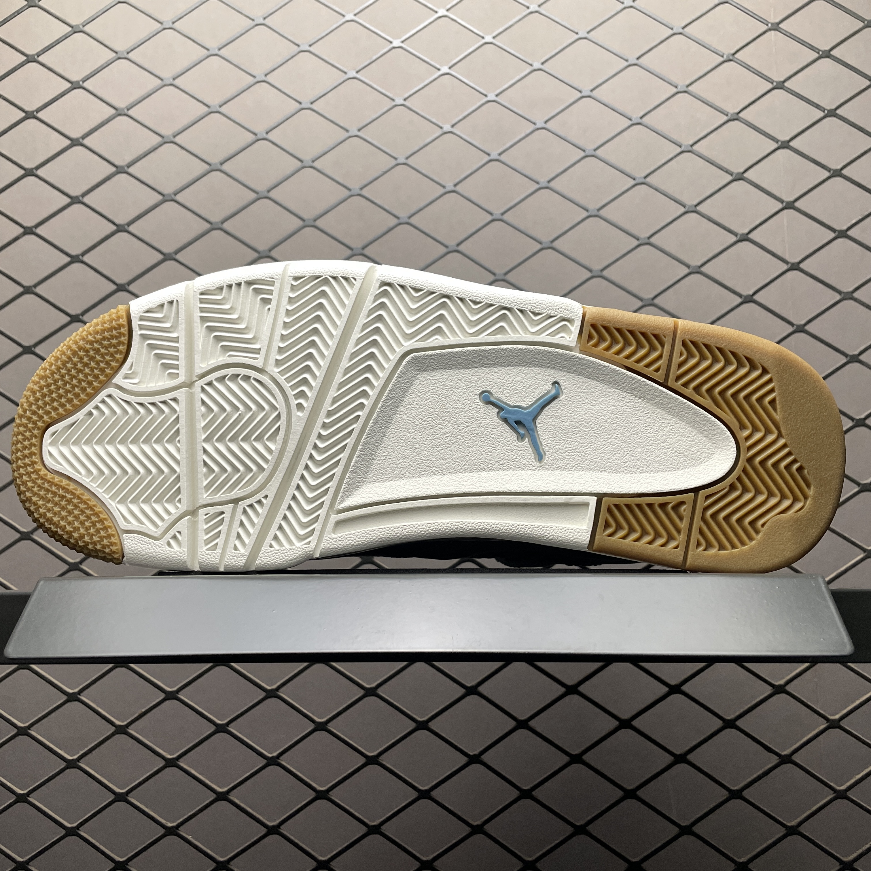 Nike Women's Air Jordan 4 Denim "Worn Blue"（IB6716-100）