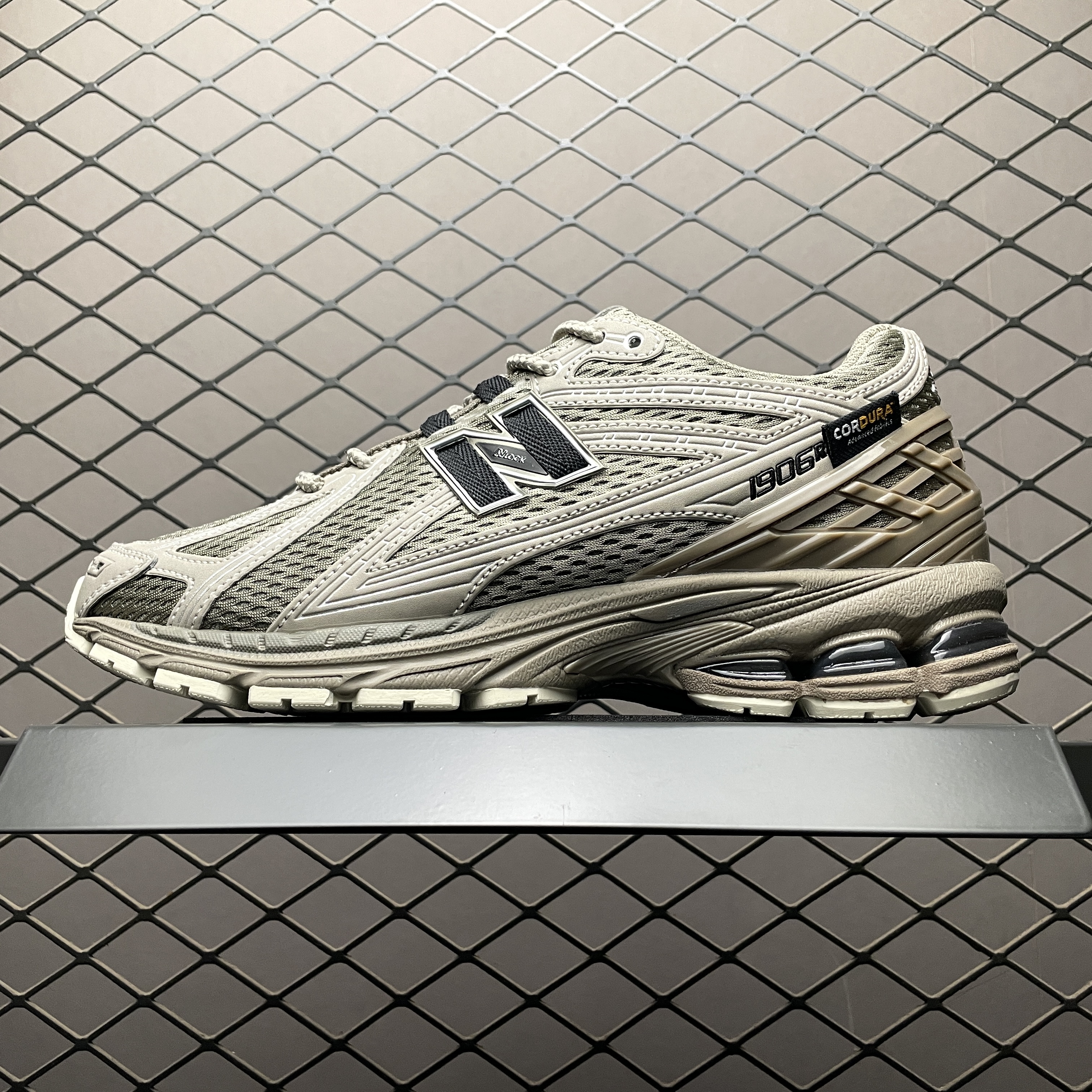 New Balance 1906R Cordura "Olive/Tan" (U1906ROB）