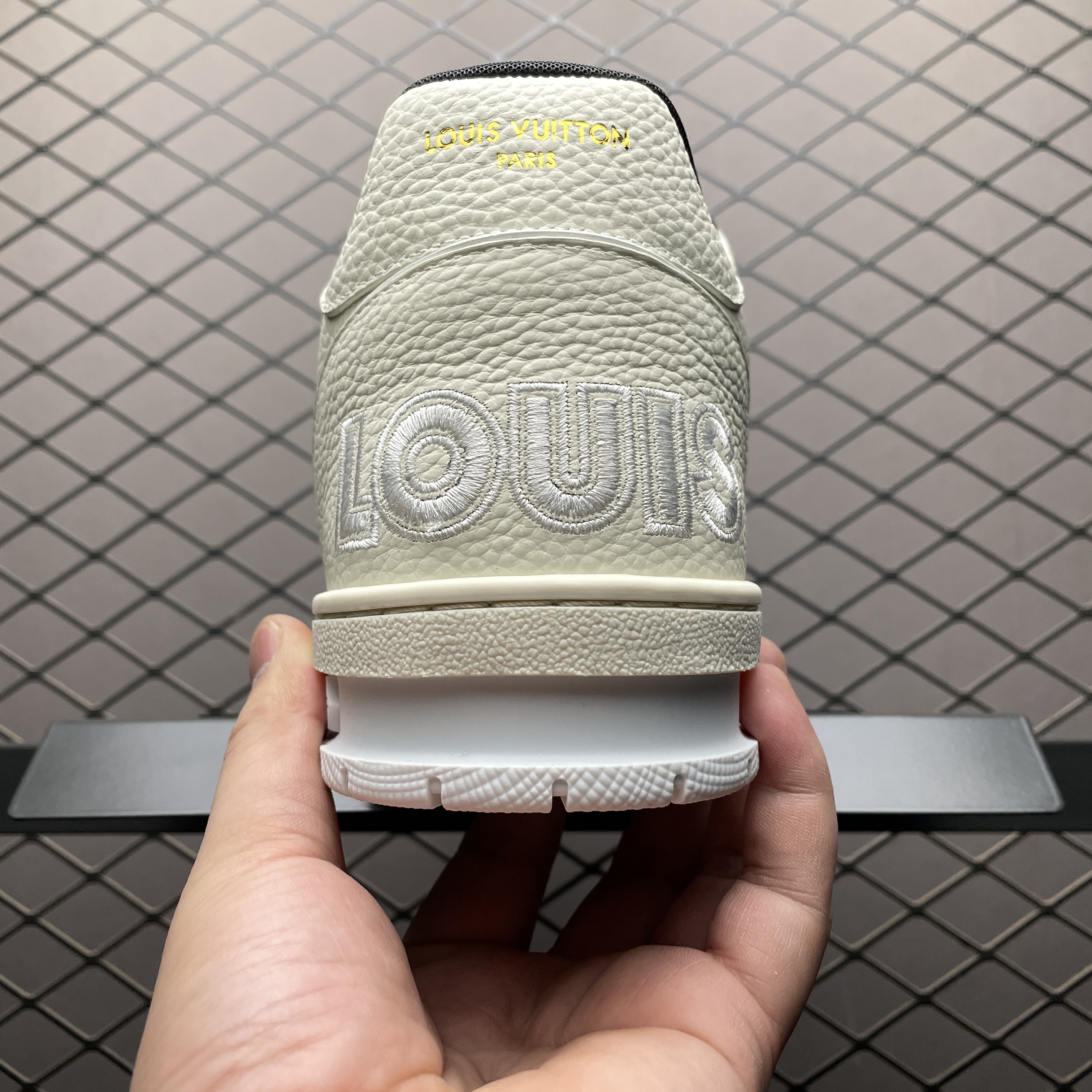 Louis Vuitton Trainer Line Sneakers (1ACW3E)