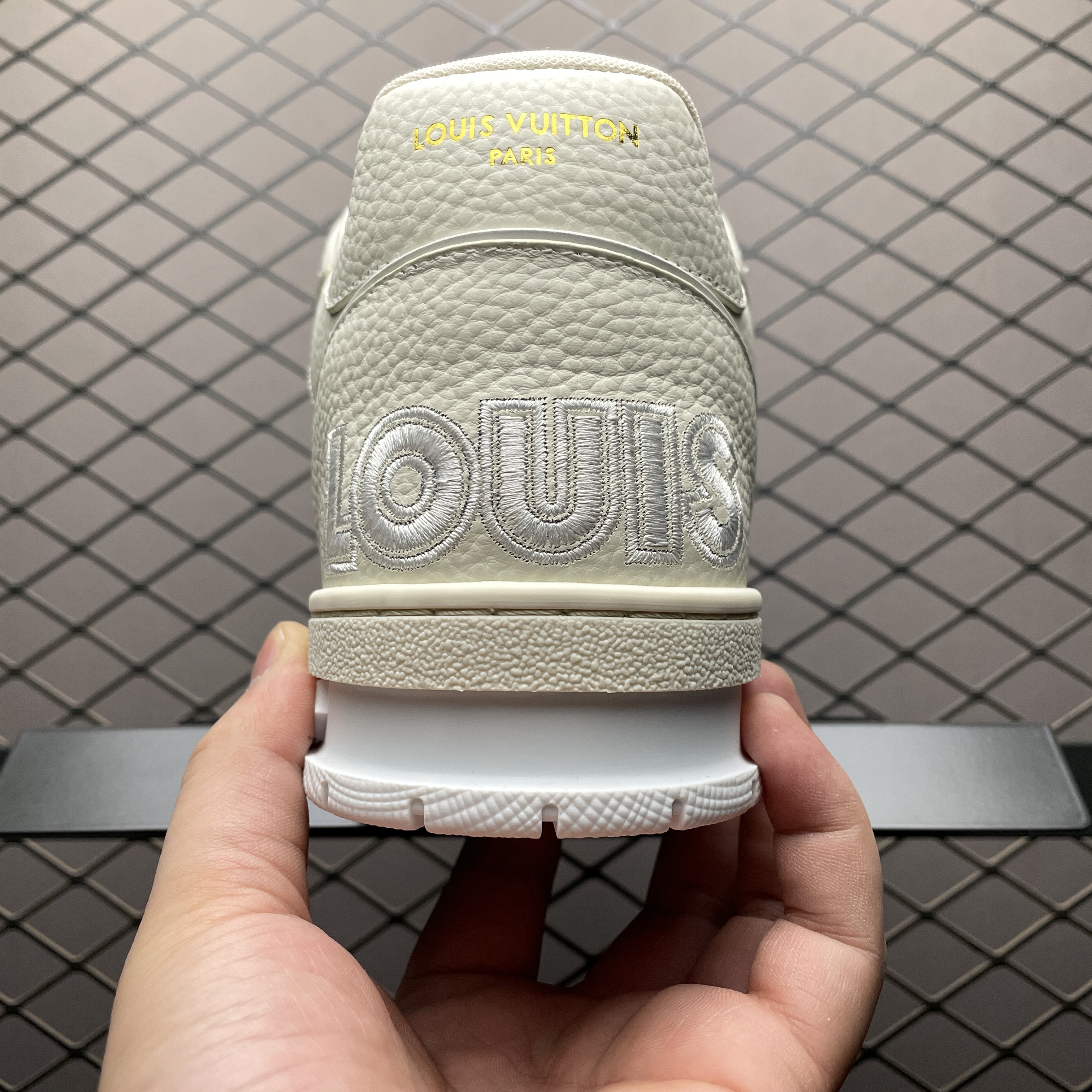 Louis Vuitton Trainer Line Sneakers (1ACW4C )