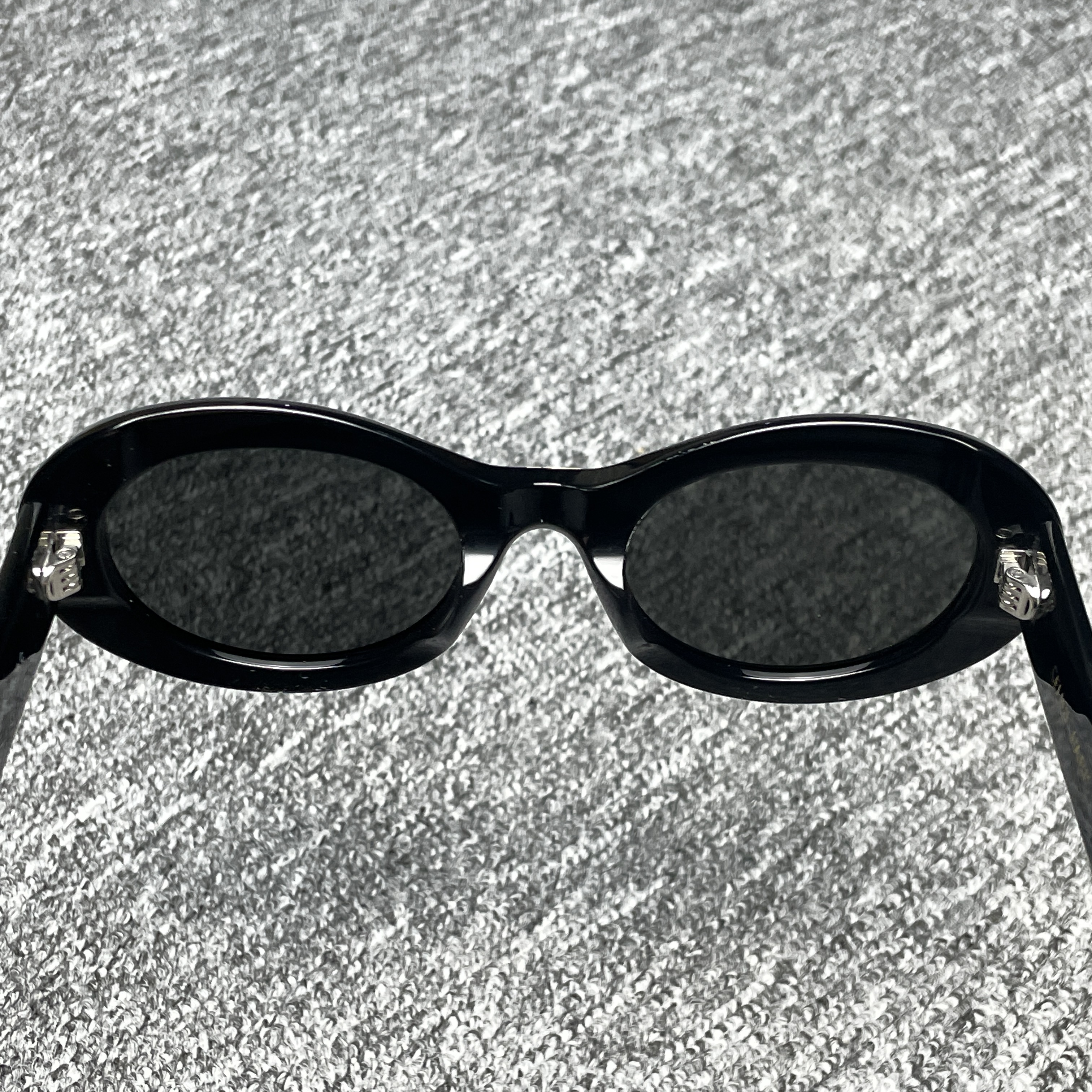 CELINE Triomphe 01 Sunglasses in Acetate "Black"  (4S194CPLB-38NO）